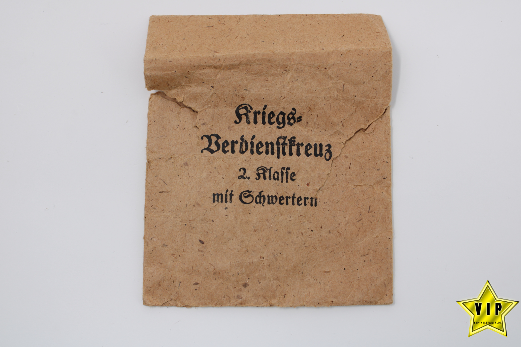 Kriegsverdienstkreuz 2. Klasse 1939 mit Schwertern in Tüte + Urkunde