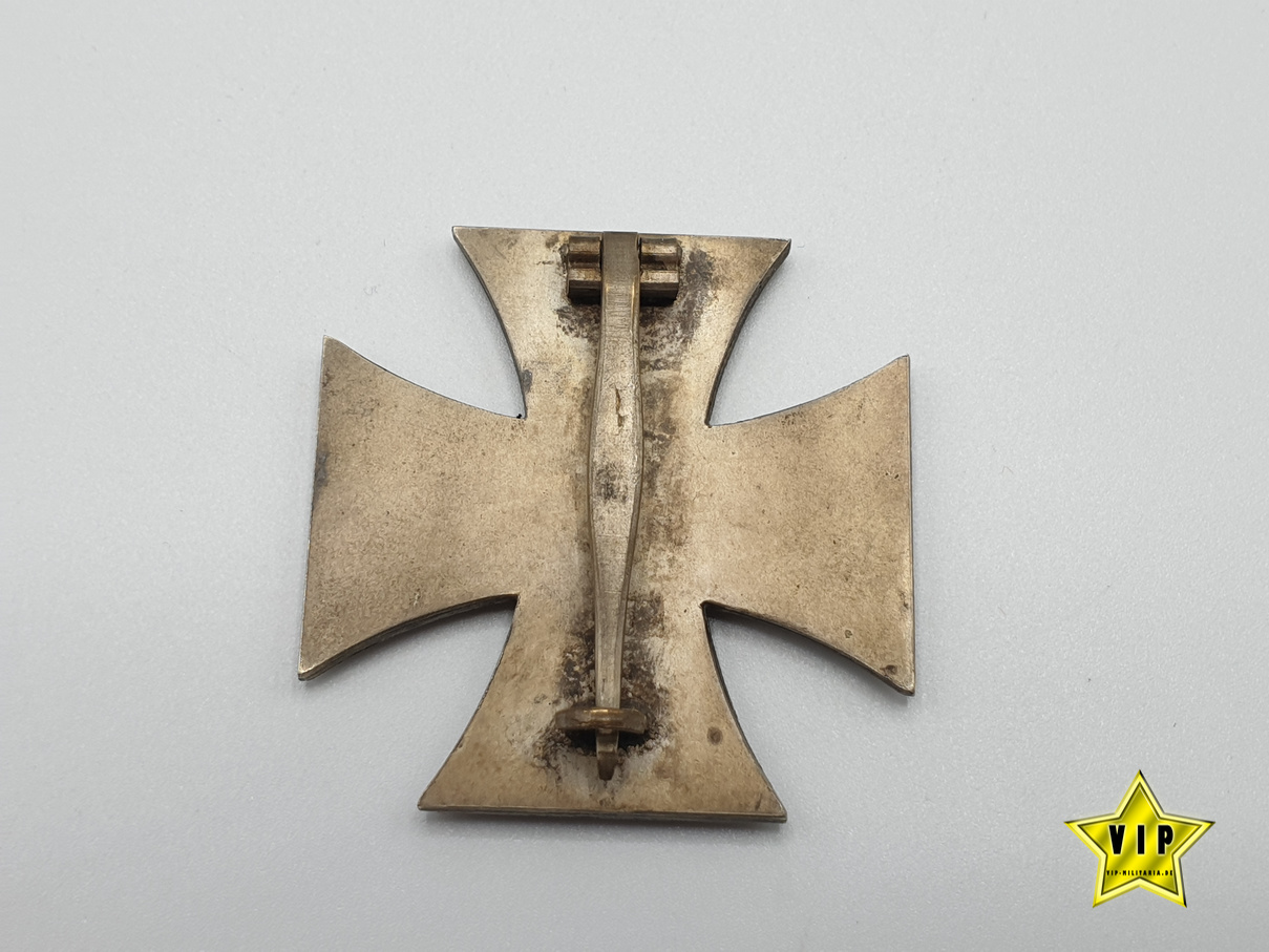 Eisernes Kreuz 1. Klasse 1939 im Etui Eisernes Kreuz 1. Klasse 1939 im Etui