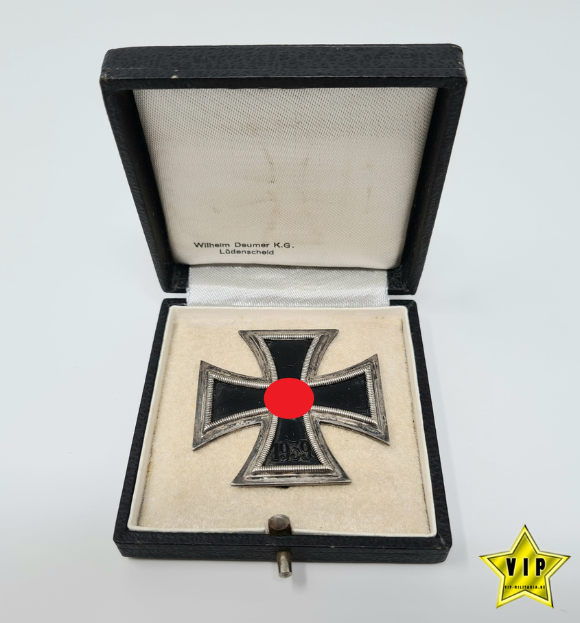 Eisernes Kreuz 1.Klasse im Etui Hersteller 3