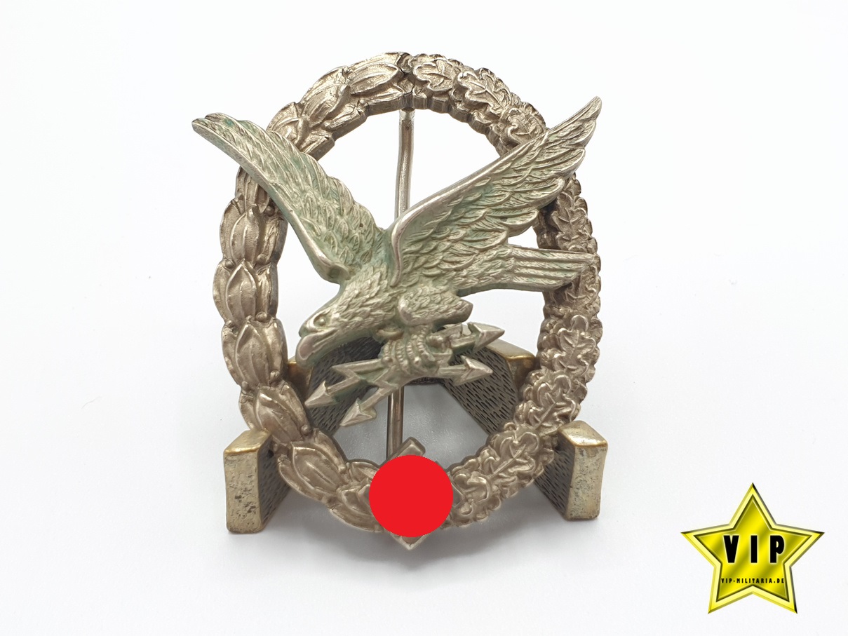 Fliegerschützenabzeichen der Luftwaffe mit Blitzbündel im Etui