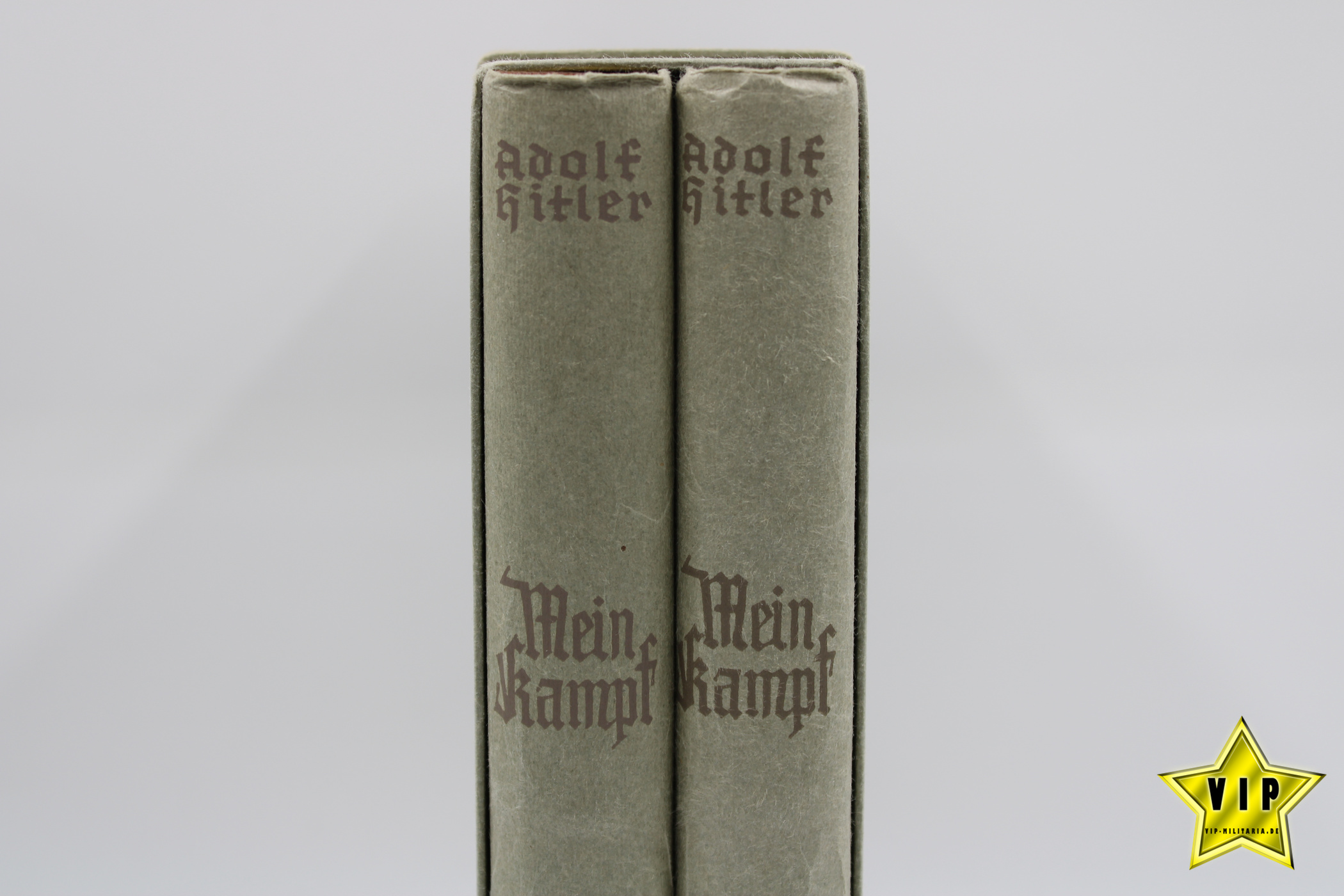 Sonderausgabe Mein Kampf mit Goldschnitt im Schuber