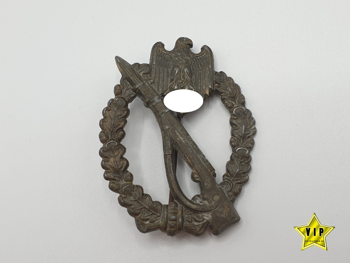 Infanteriesturmabzeichen in Bronze mit Hersteller " GWL "