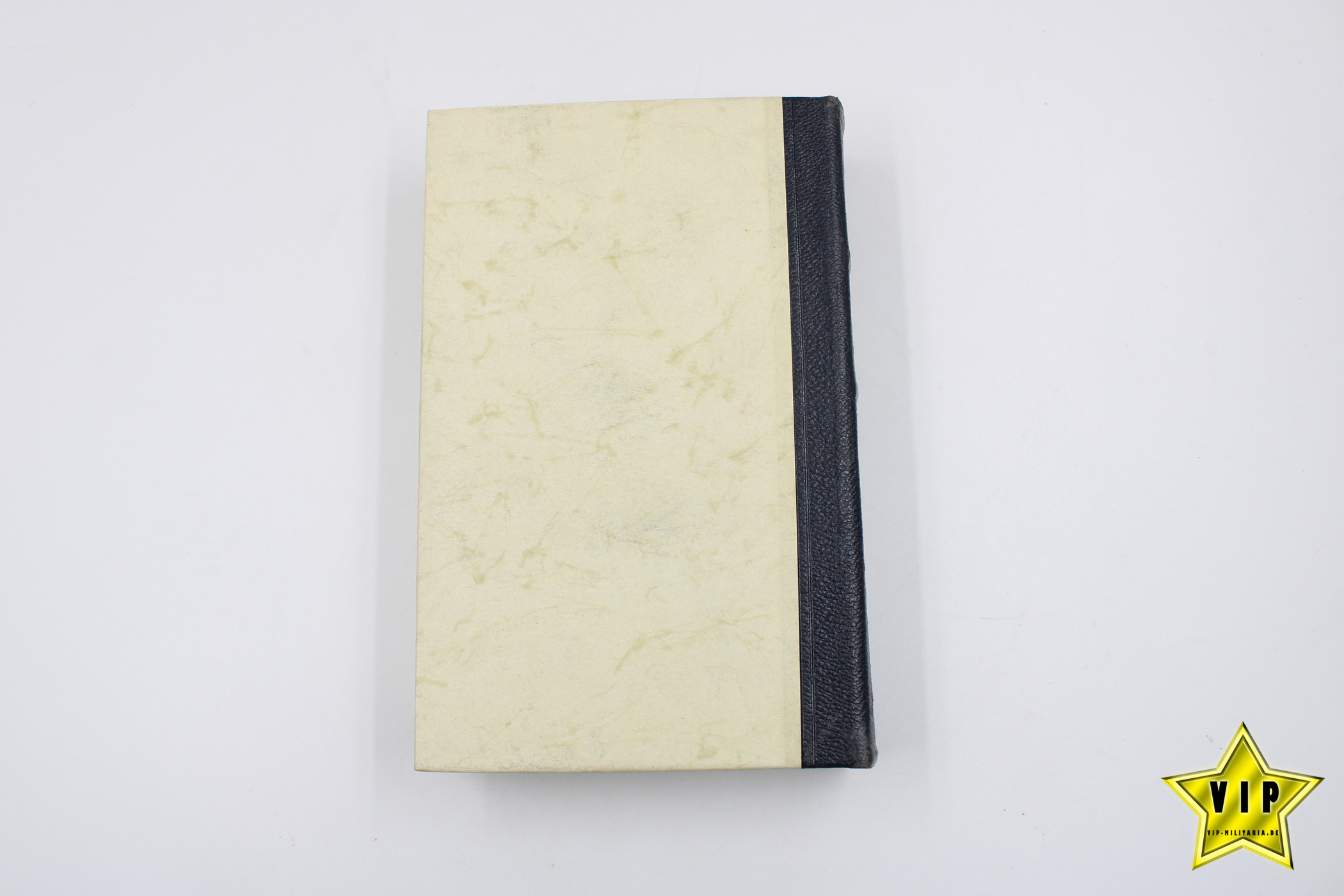 Mein Kampf 1942 in Lateinschrift mit blanko Widmung Seite