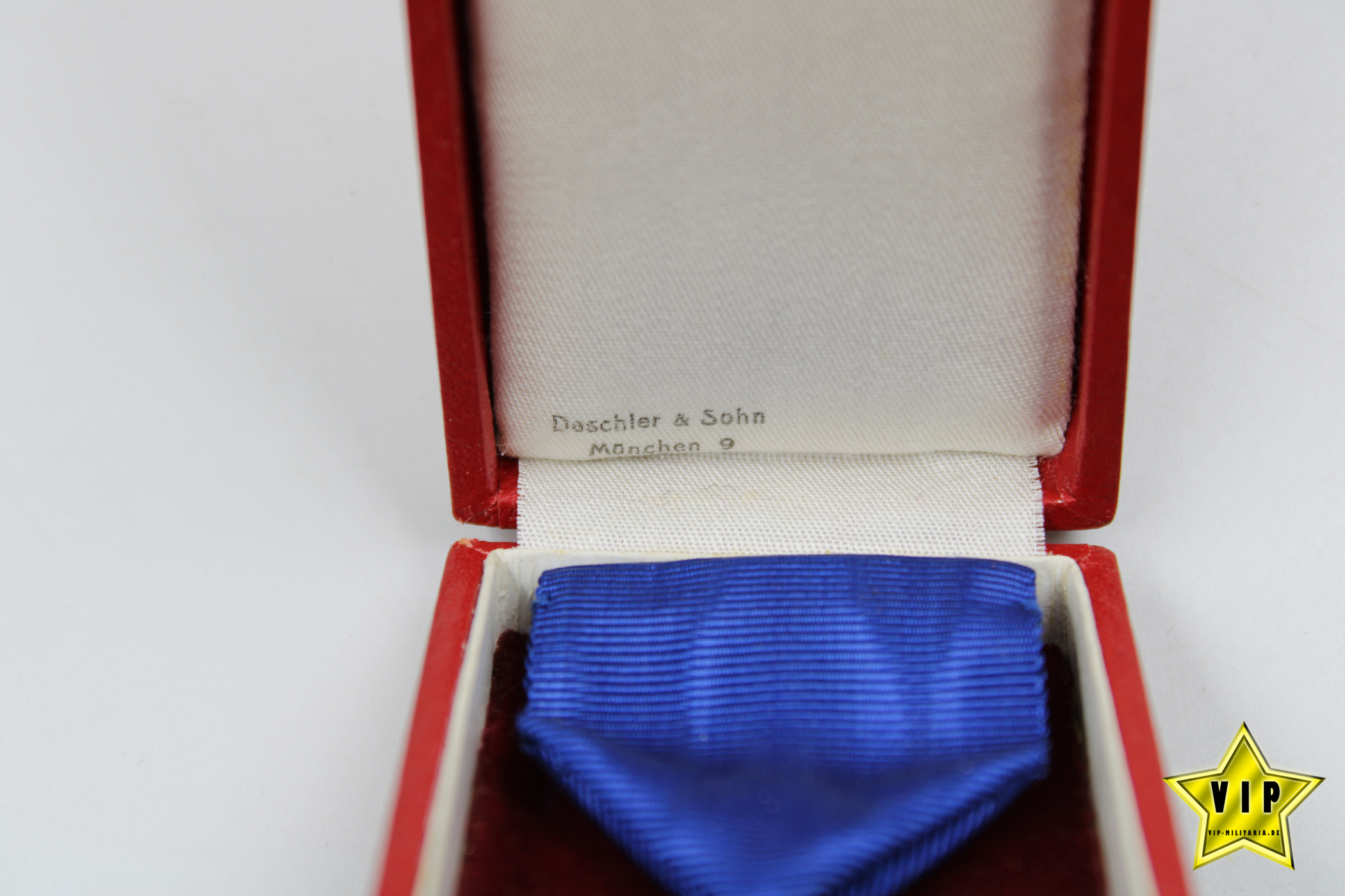 Treuedienst Ehrenzeichen in Gold 40 Jahre im Etui Hersteller Deschler & Sohn, München 