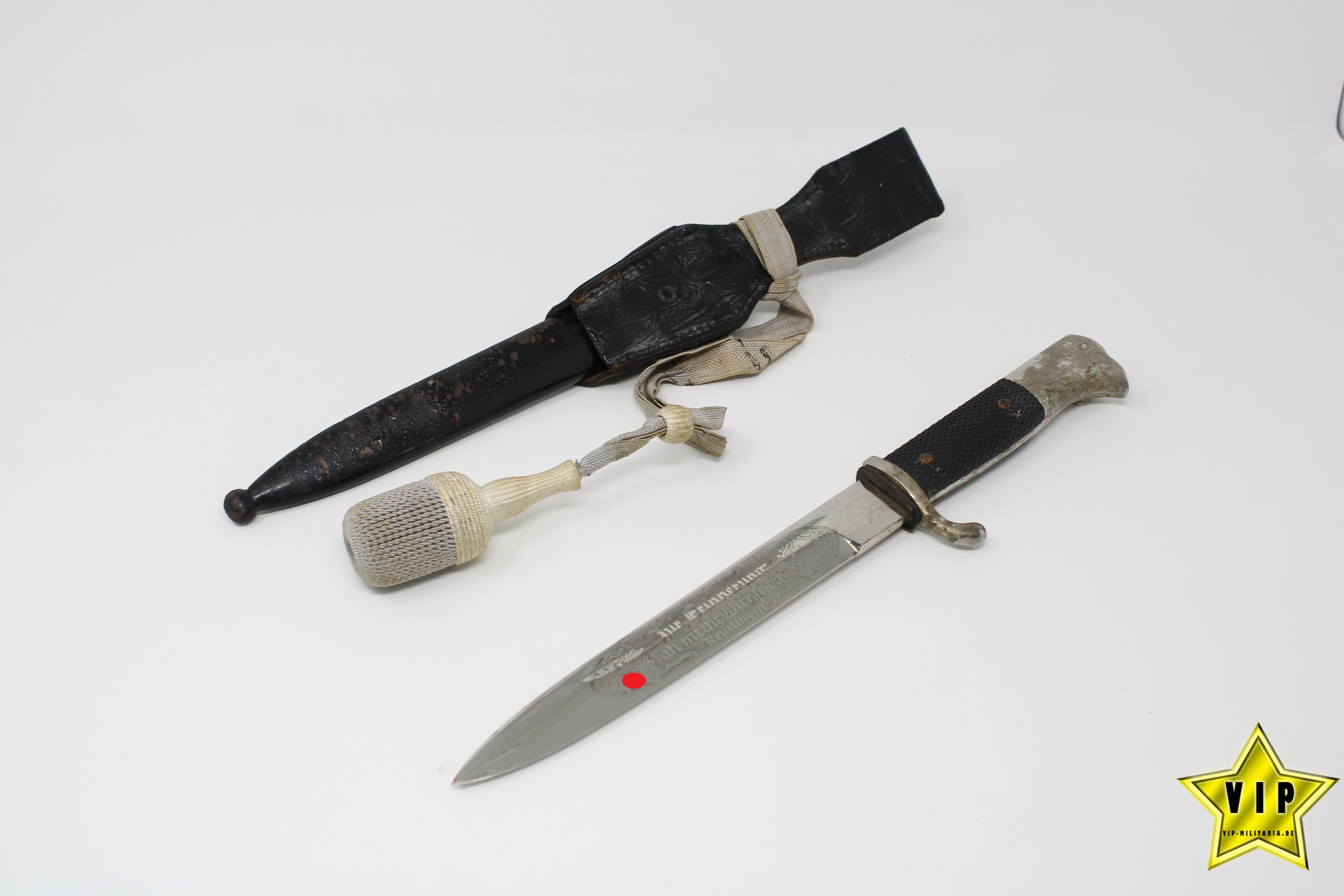 AUSGEHBAJONETT MIT KLINGENÄTZUNG