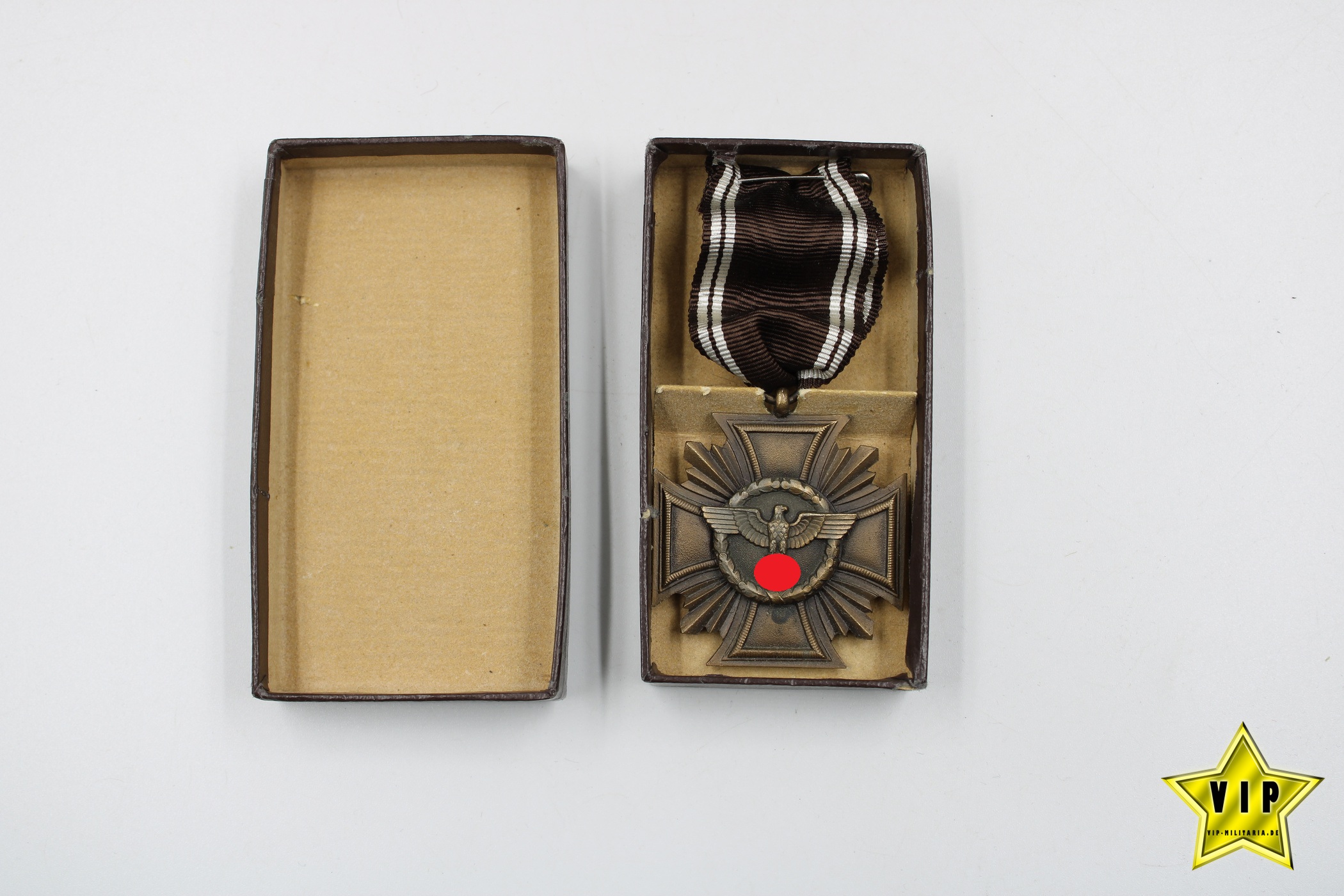 Dienstauszeichnung der NSDAP in Bronze im Etui