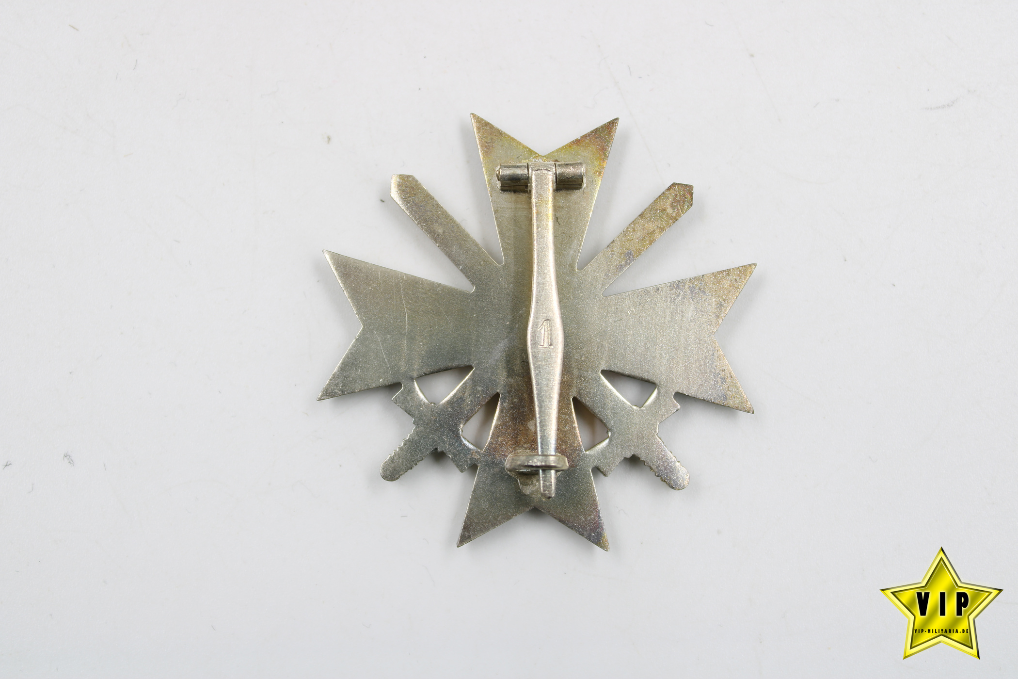 Kriegsverdienstkreuz 1. Klasse 1939 Hersteller 1 Deschler & Sohn, München im Etui