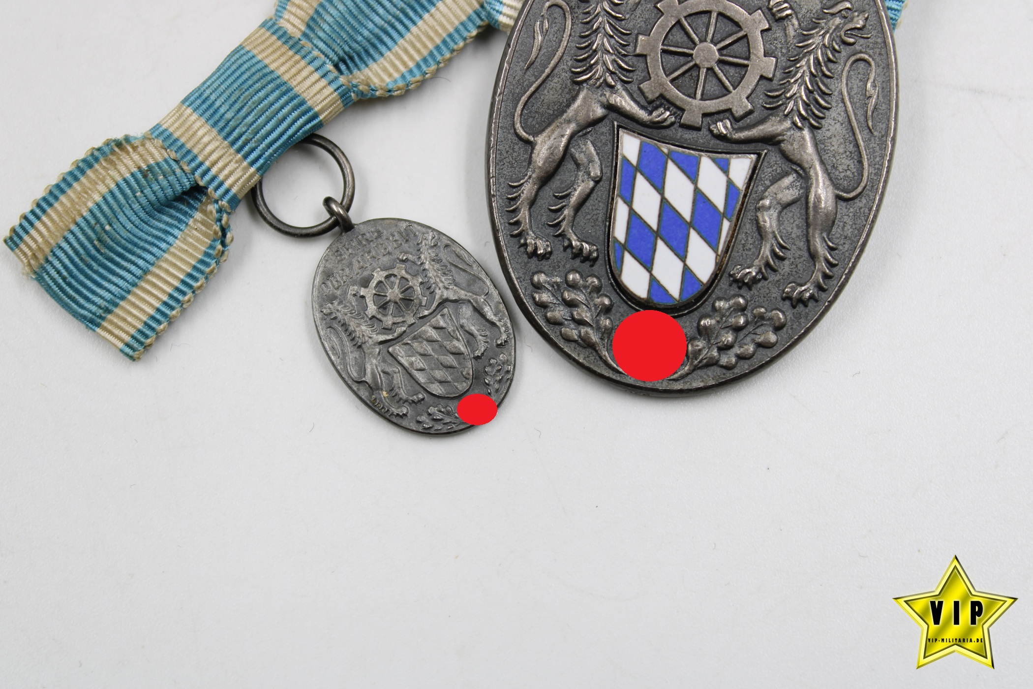 Treudienstabzeichen der Bayerischen Industrie im Etui mit Miniatur in Silber