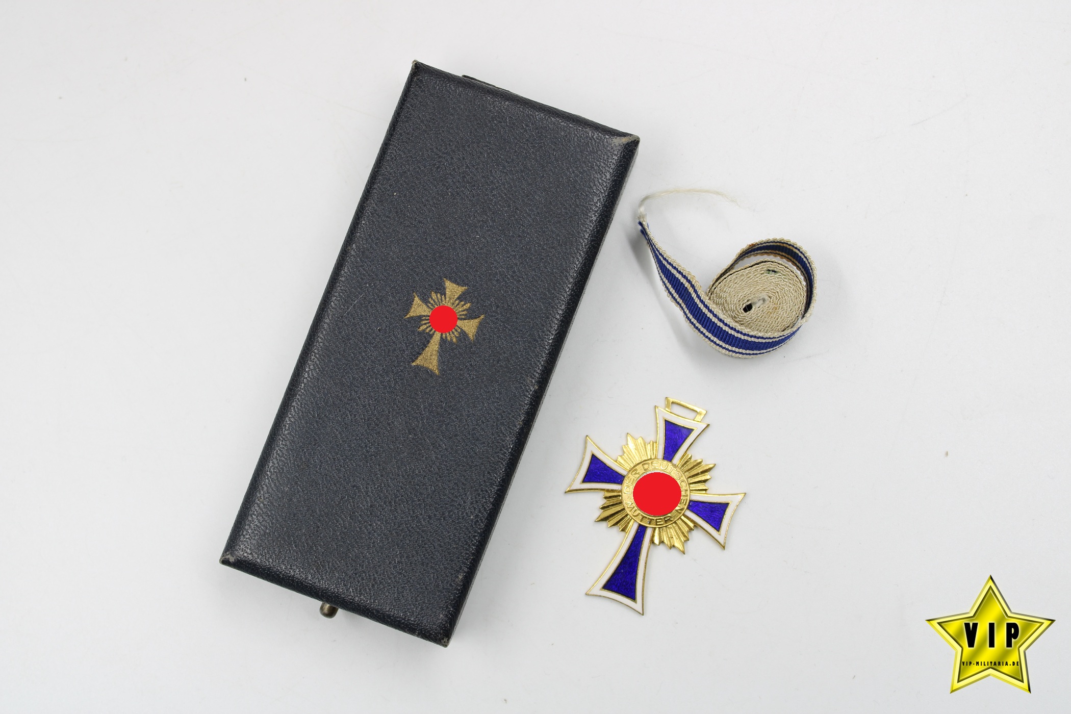 Mutterkreuz Gold im Verleihungsetui 