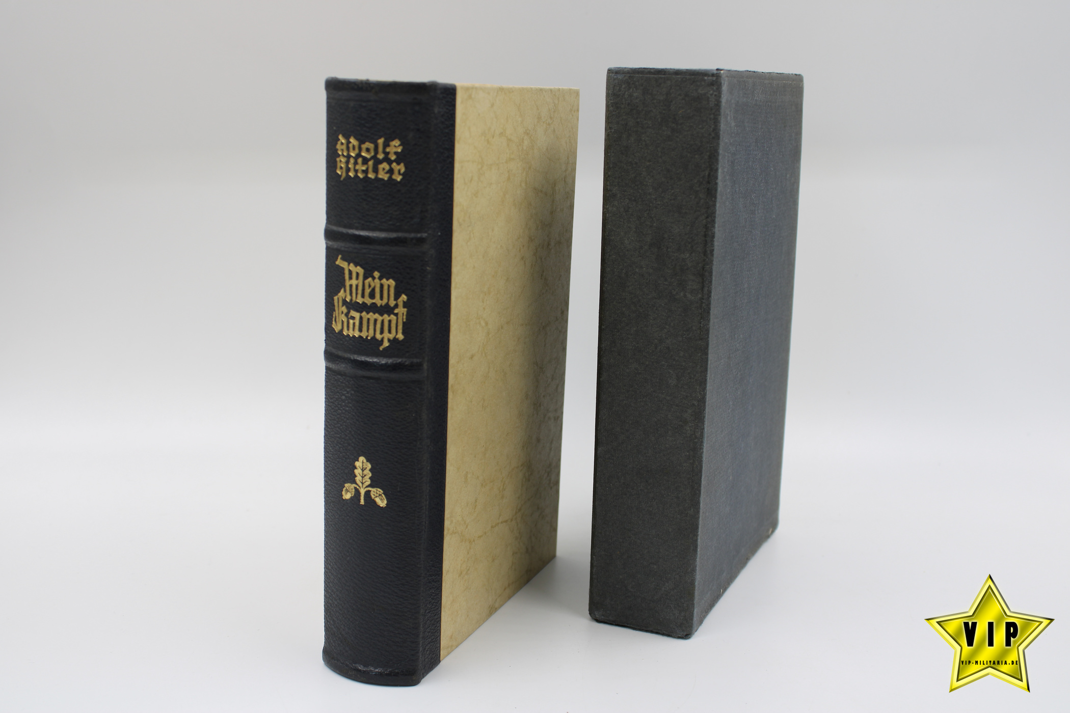 Mein Kampf 1939 im Schuber mit Goldschnitt