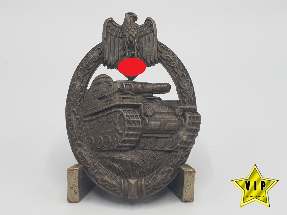 Panzerkampfabzeichen in Bronze Hersteller FLL Panzerkampfabzeichen in Bronze Hersteller FLL