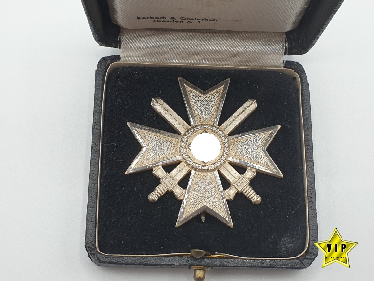 Kriegsverdienstkreuz 1. Klasse im Etui Hersteller 62