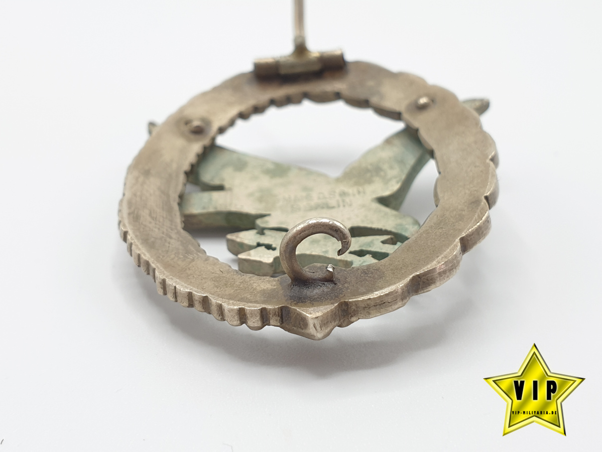 Fliegerschützenabzeichen der Luftwaffe mit Blitzbündel im Etui