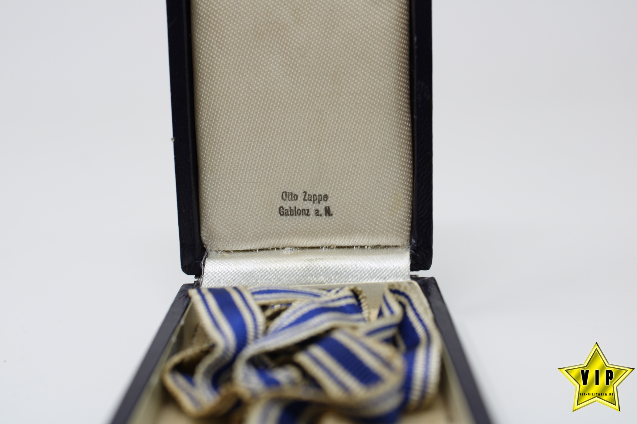Mutterkreuz Gold im Etui