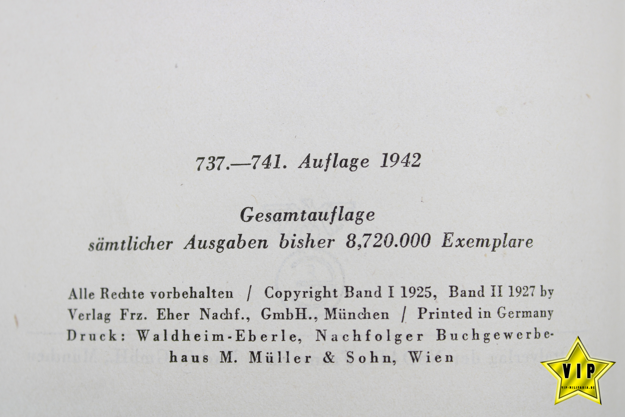 Mein Kampf 1942 in Lateinschrift mit blanko Widmung Seite