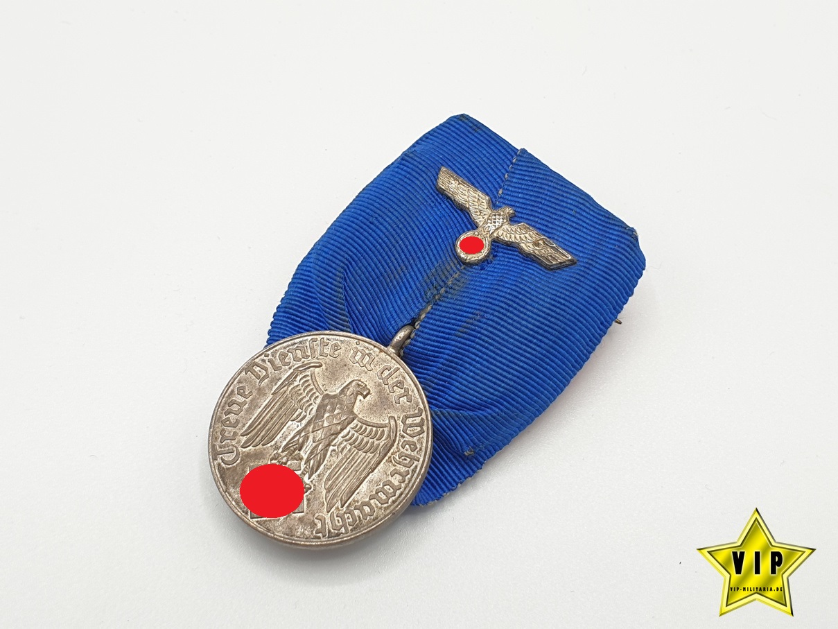 Deutsche Wehrmacht 4 Jahre Dienstauszeichnung an Einzelspange Deutsche Wehrmacht 4 Jahre Dienstauszeichnung an Einzelspange