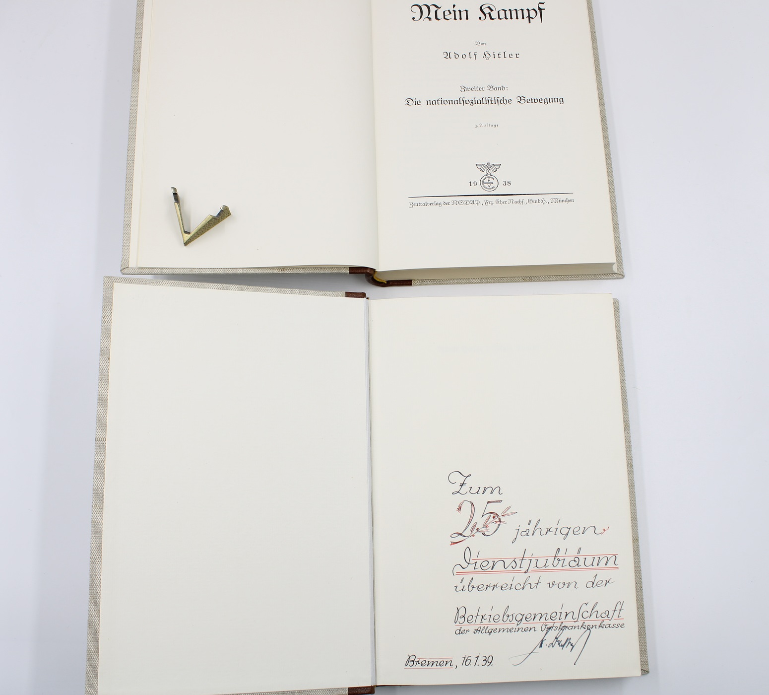 Sonderausgabe Mein Kampf mit Goldschnitt im Schuber