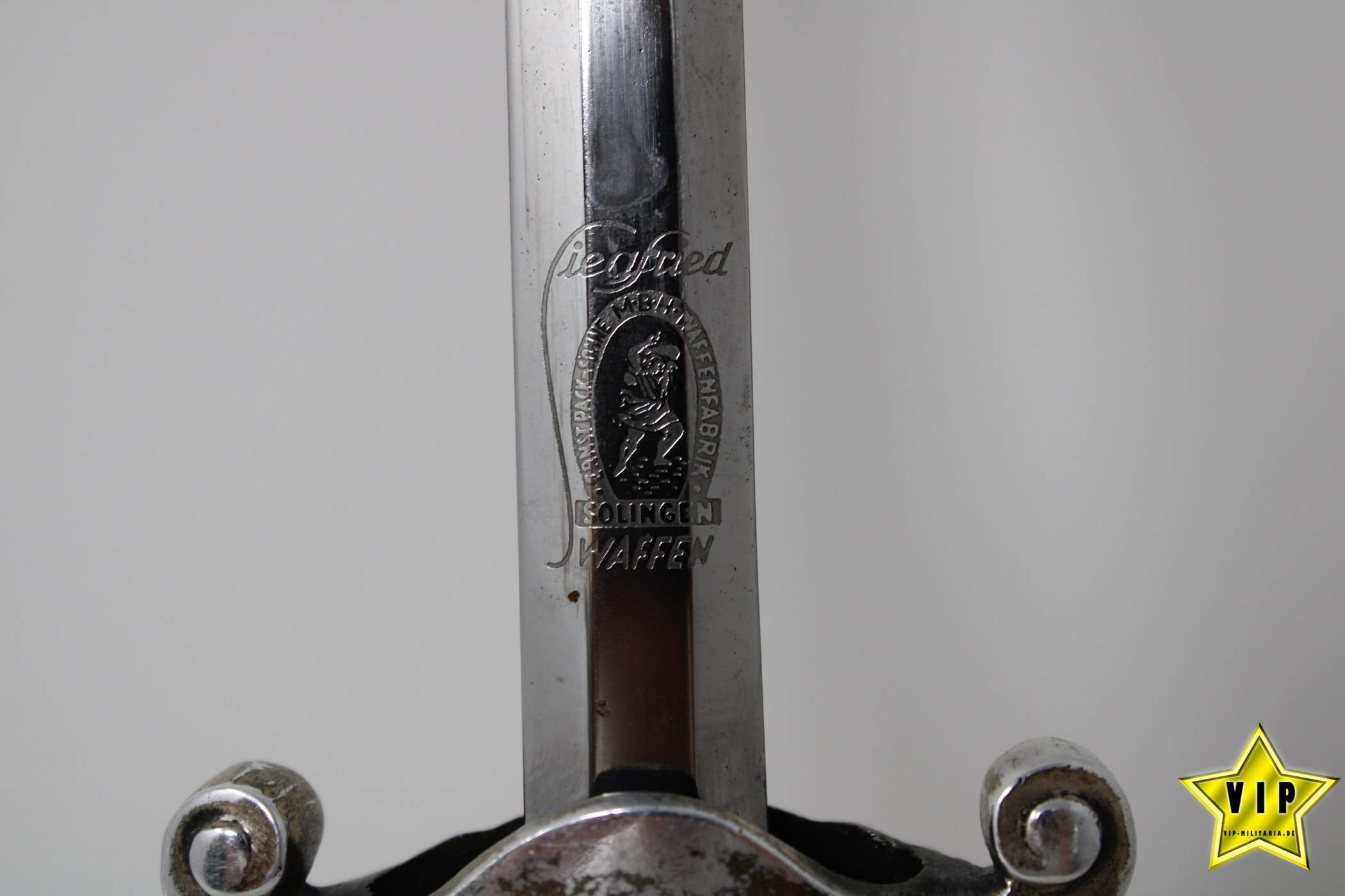 Wehrmacht Heer Offiziersdolch E. Pack, Solingen