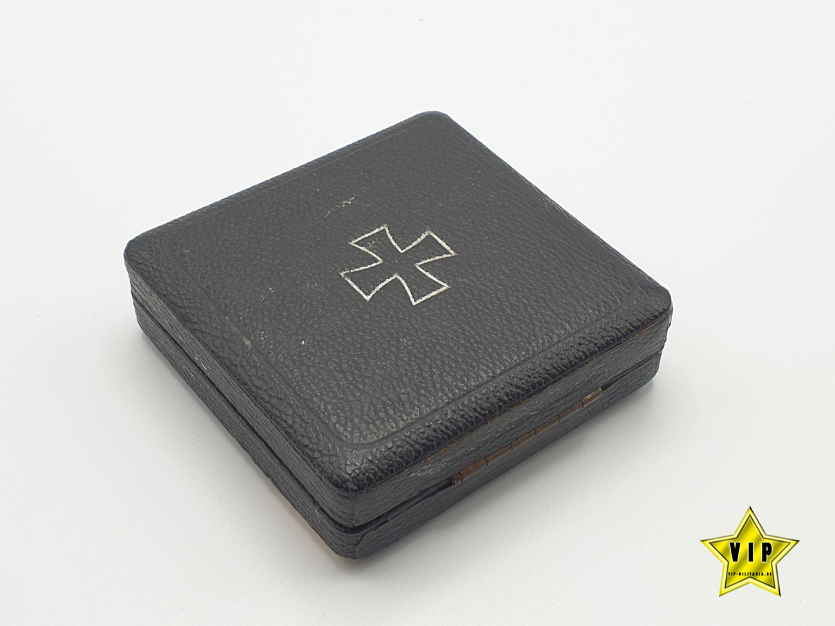 Eisernes Kreuz 1. Klasse 1939 im Etui Eisernes Kreuz 1. Klasse 1939 im Etui