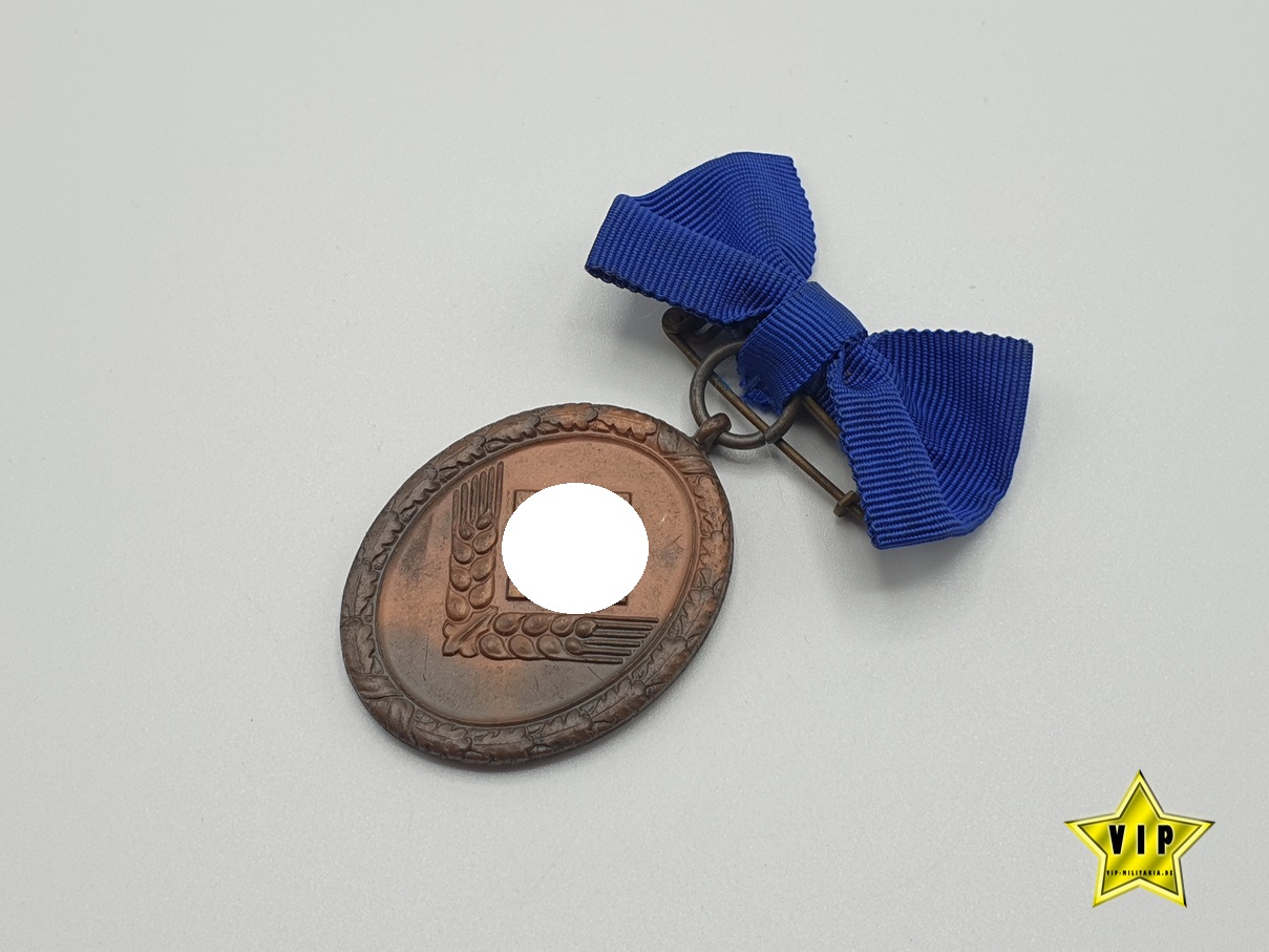 Dienstauszeichnung Reichsarbeitsdienst für weibliche Jugend 4. Stufe in Bronze Dienstauszeichnung Reichsarbeitsdienst für weibliche Jugend 4. Stufe in Bronze
