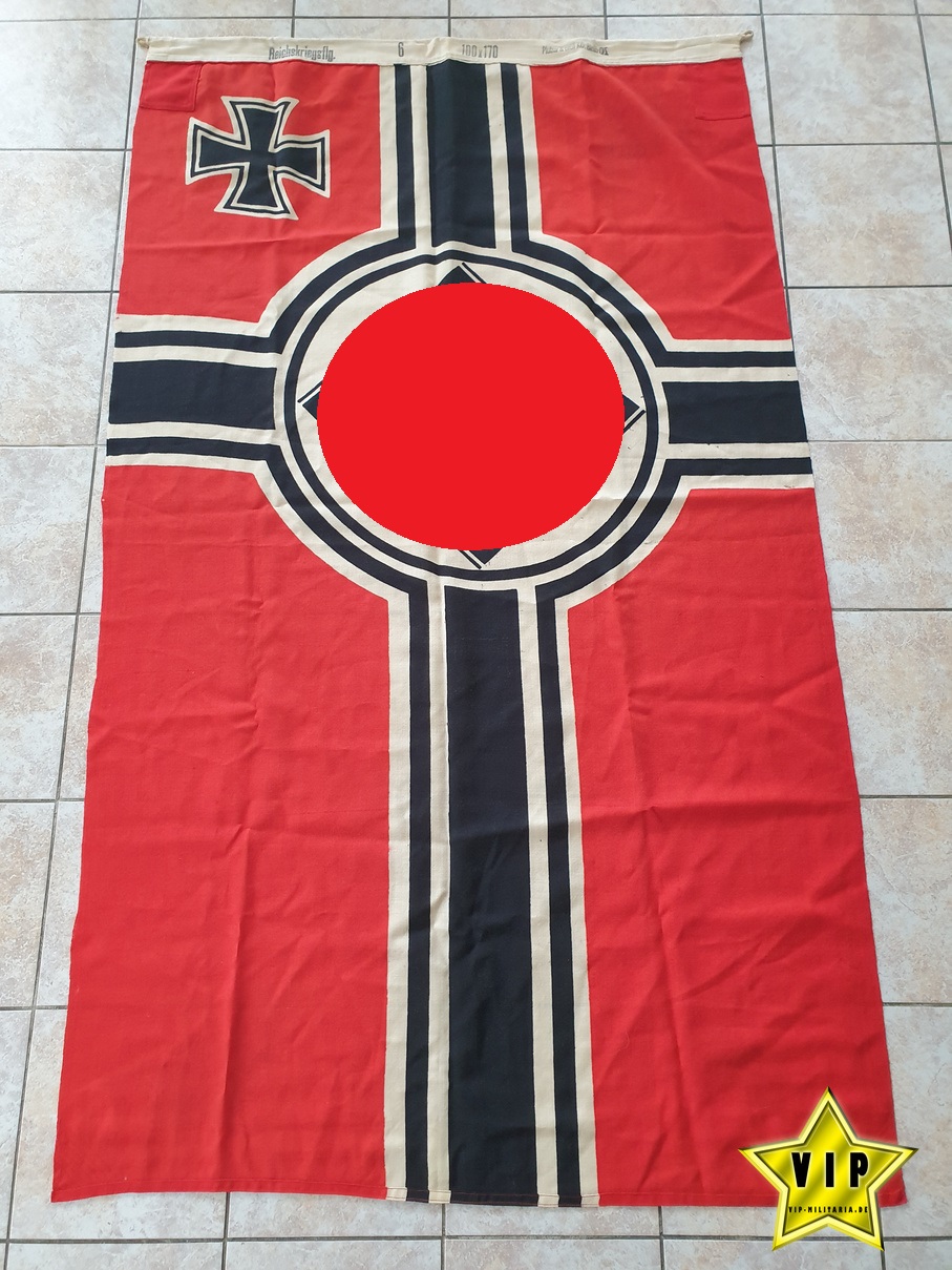 Reichskriegs-Fahne mit Abnahmestempel