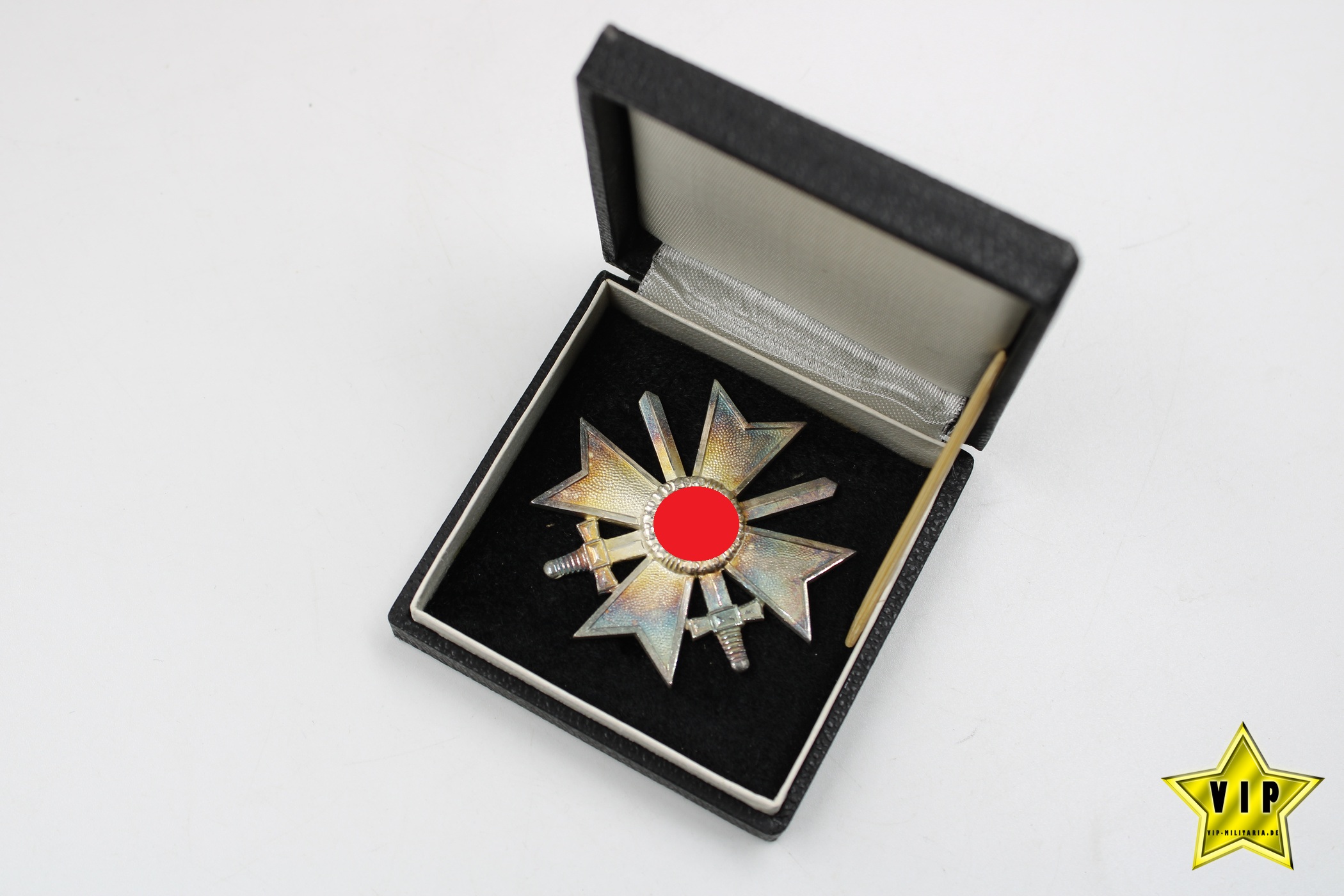 Kriegsverdienstkreuz 1. Klasse 1939 Deschler & Sohn, München im Etui 