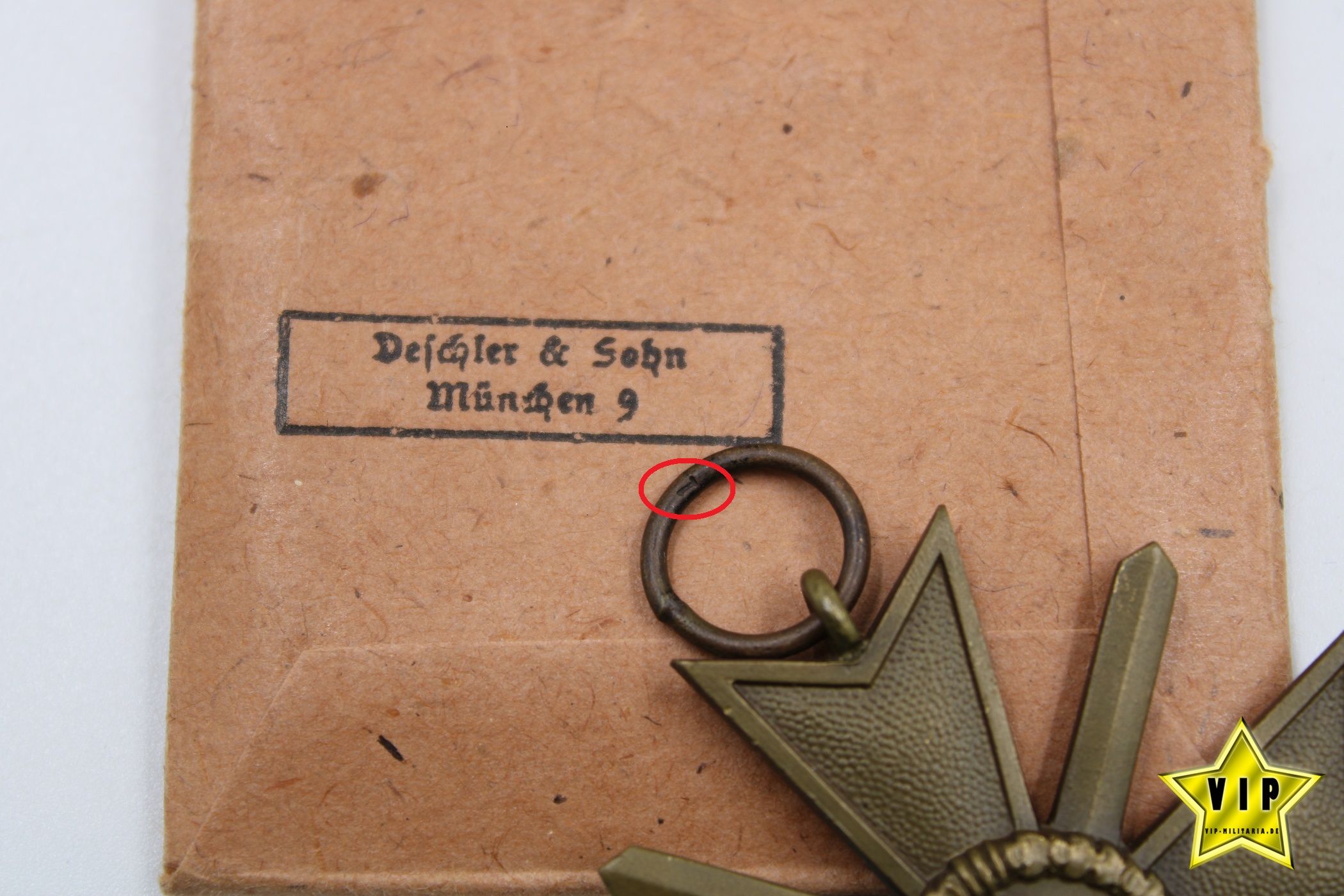 Kriegsverdienstkreuz 2. Klasse mt Schwertern 1939 in Verleihungstüte Hersteller 1 Deschler & Sohn, München 