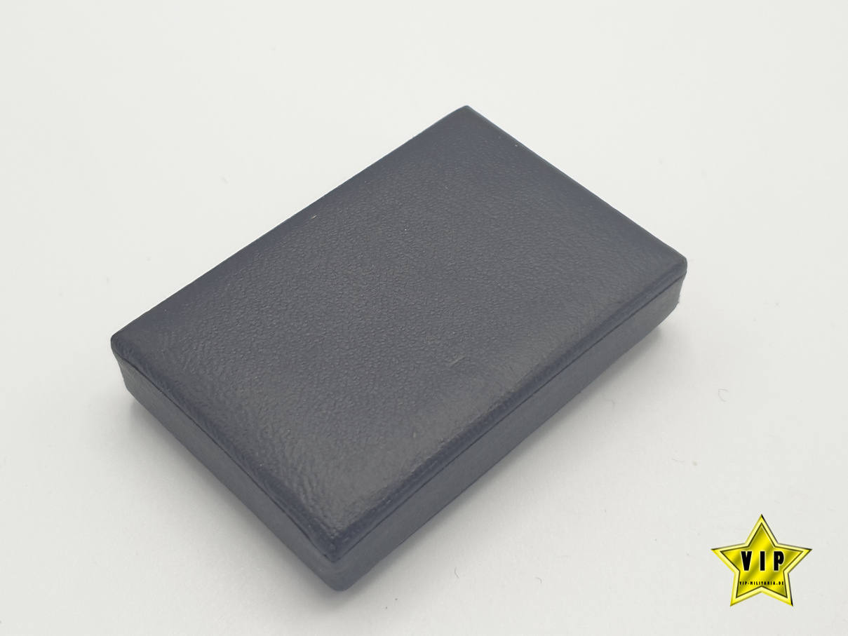 Verwundetenabzeichen in Schwarz im LDO Etui L/18 Verwundetenabzeichen in Schwarz im LDO Etui L/18