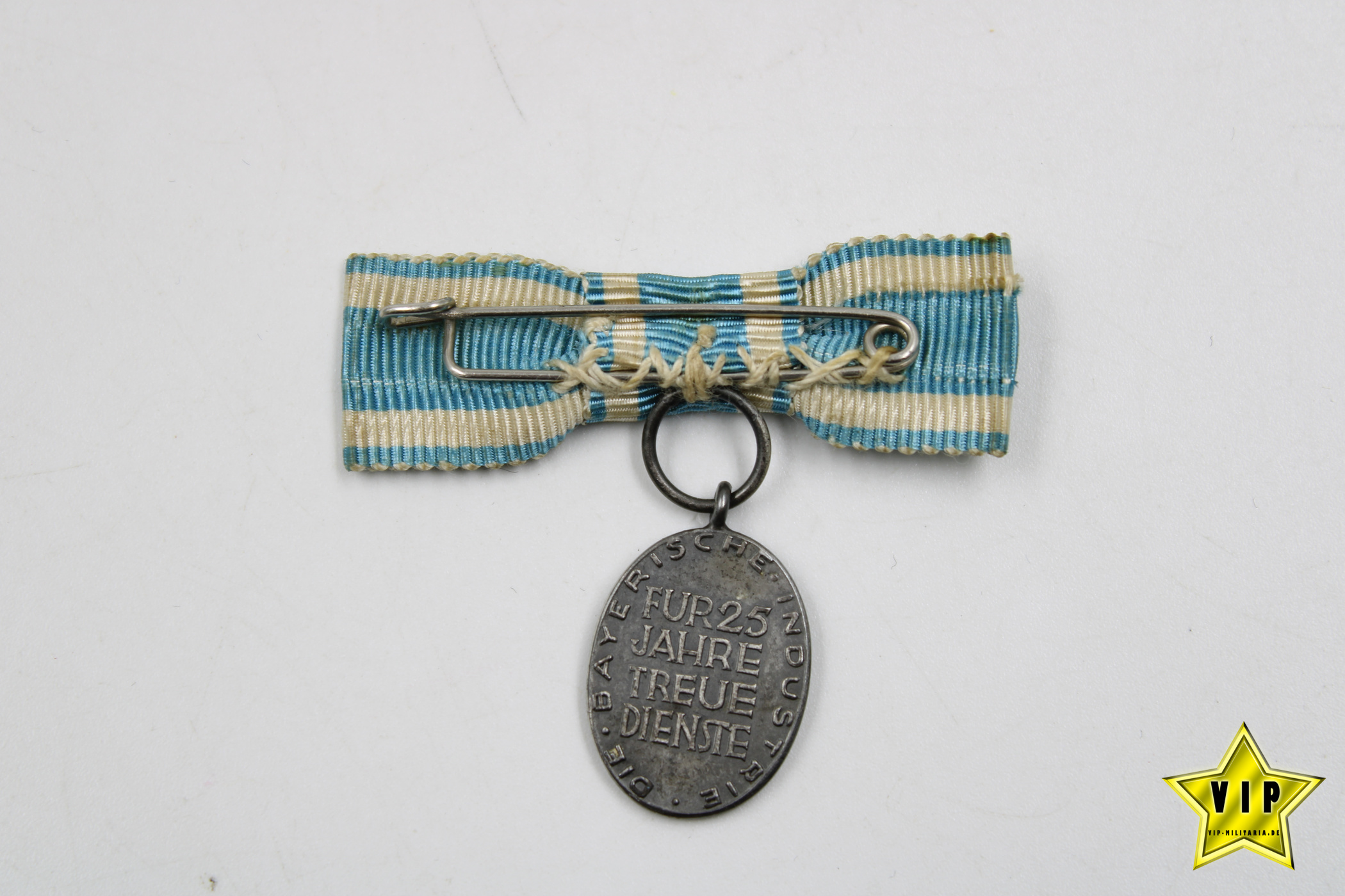 Treudienstabzeichen der Bayerischen Industrie im Etui mit Miniatur in Silber