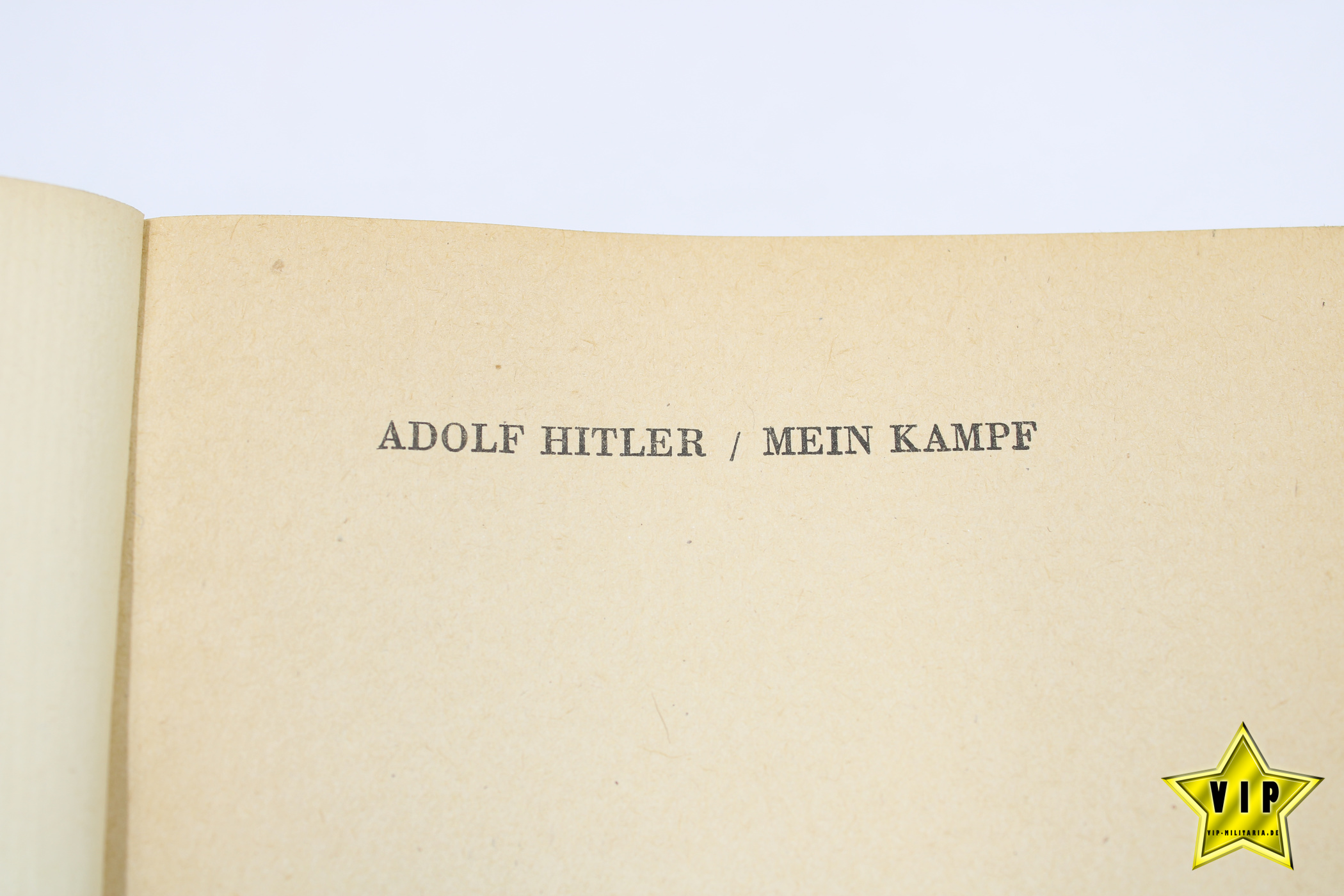 Mein Kampf 1944 späte letze Volksausgabe in Lateinschrift mit Widmung