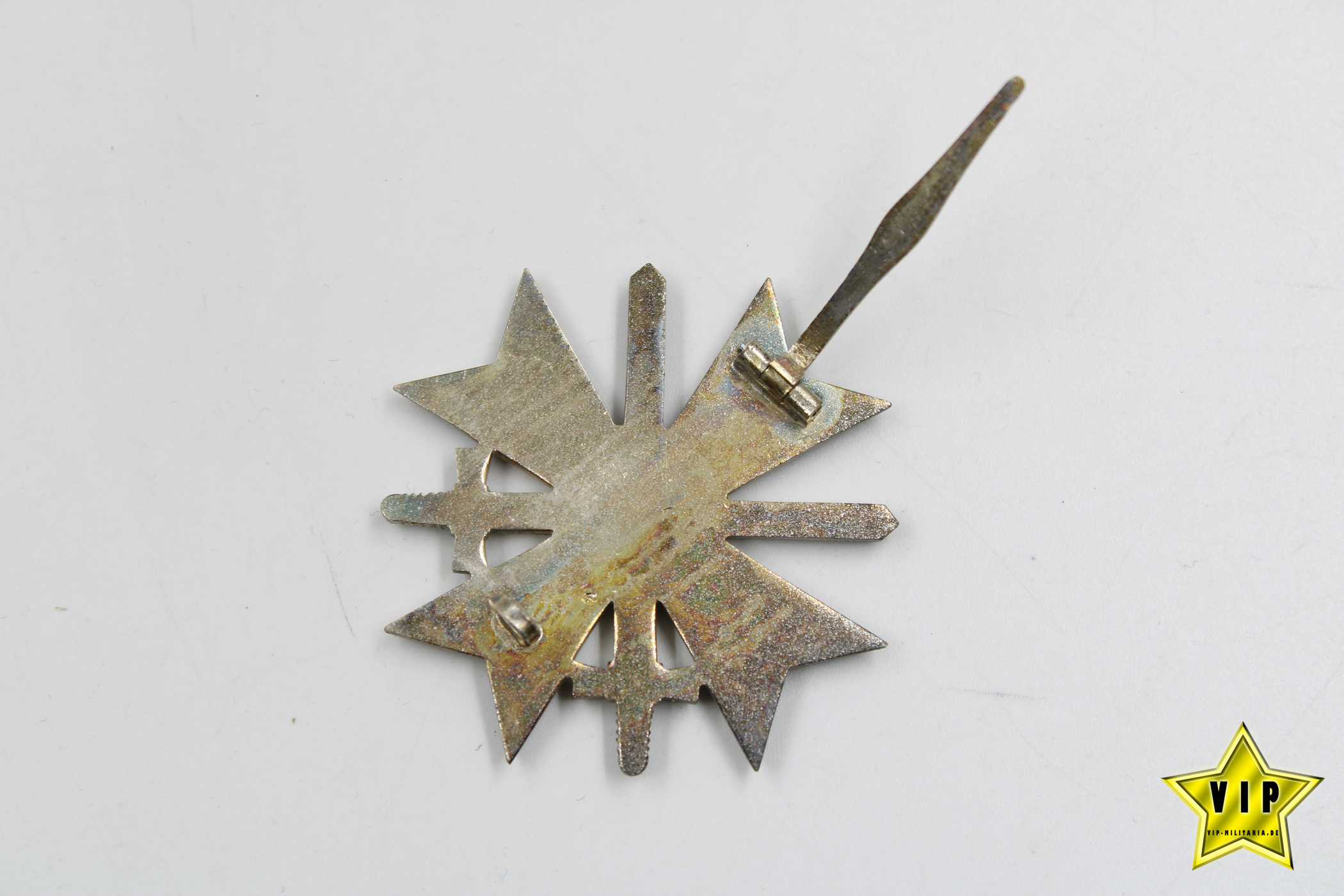 Kriegsverdienstkreuz 1. Klasse 1939 Hersteller 1 Deschler & Sohn, München im Etui