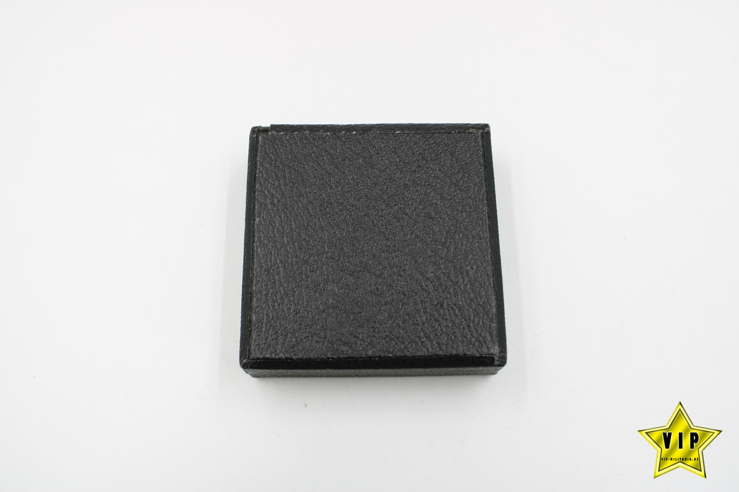 Kriegsverdienstkreuz 1. Klasse Hersteller " Deschler & Sohn, München " im Etui Kriegsverdienstkreuz 1. Klasse Hersteller " Deschler & Sohn, München " im Etui