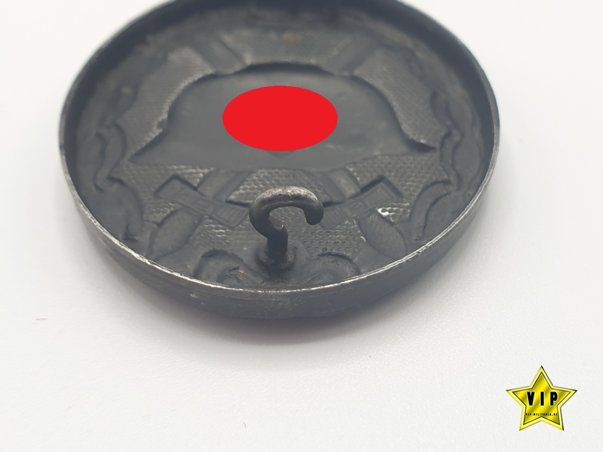 Verwundetenabzeichen in Schwarz im LDO Etui L/18 Verwundetenabzeichen in Schwarz im LDO Etui L/18
