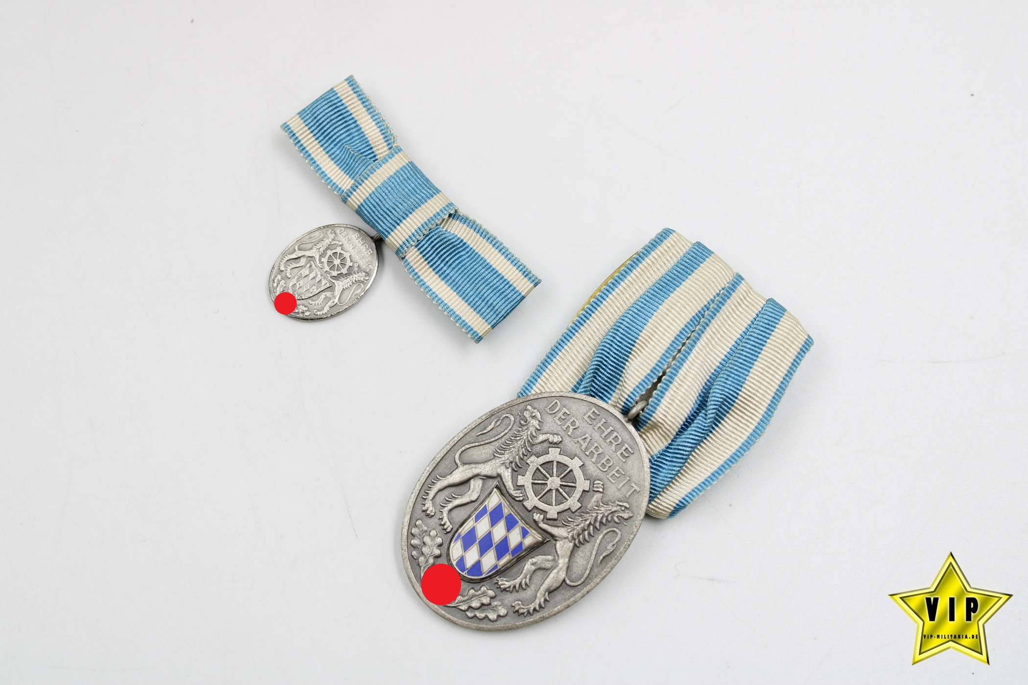 Treudienstabzeichen der Bayerischen Industrie im Etui mit Miniatur in Silber