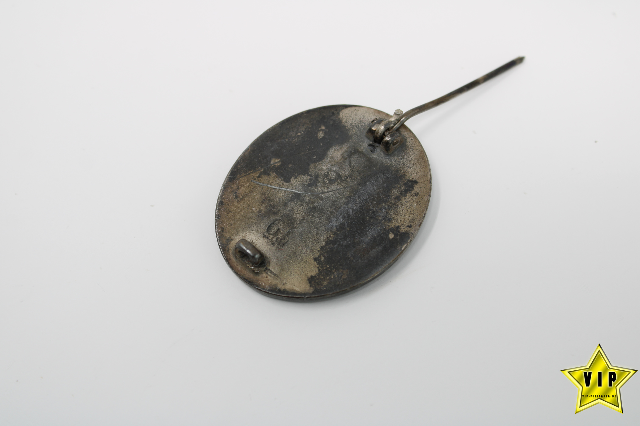 Verwundetenabzeichen in Silber Hersteller 65