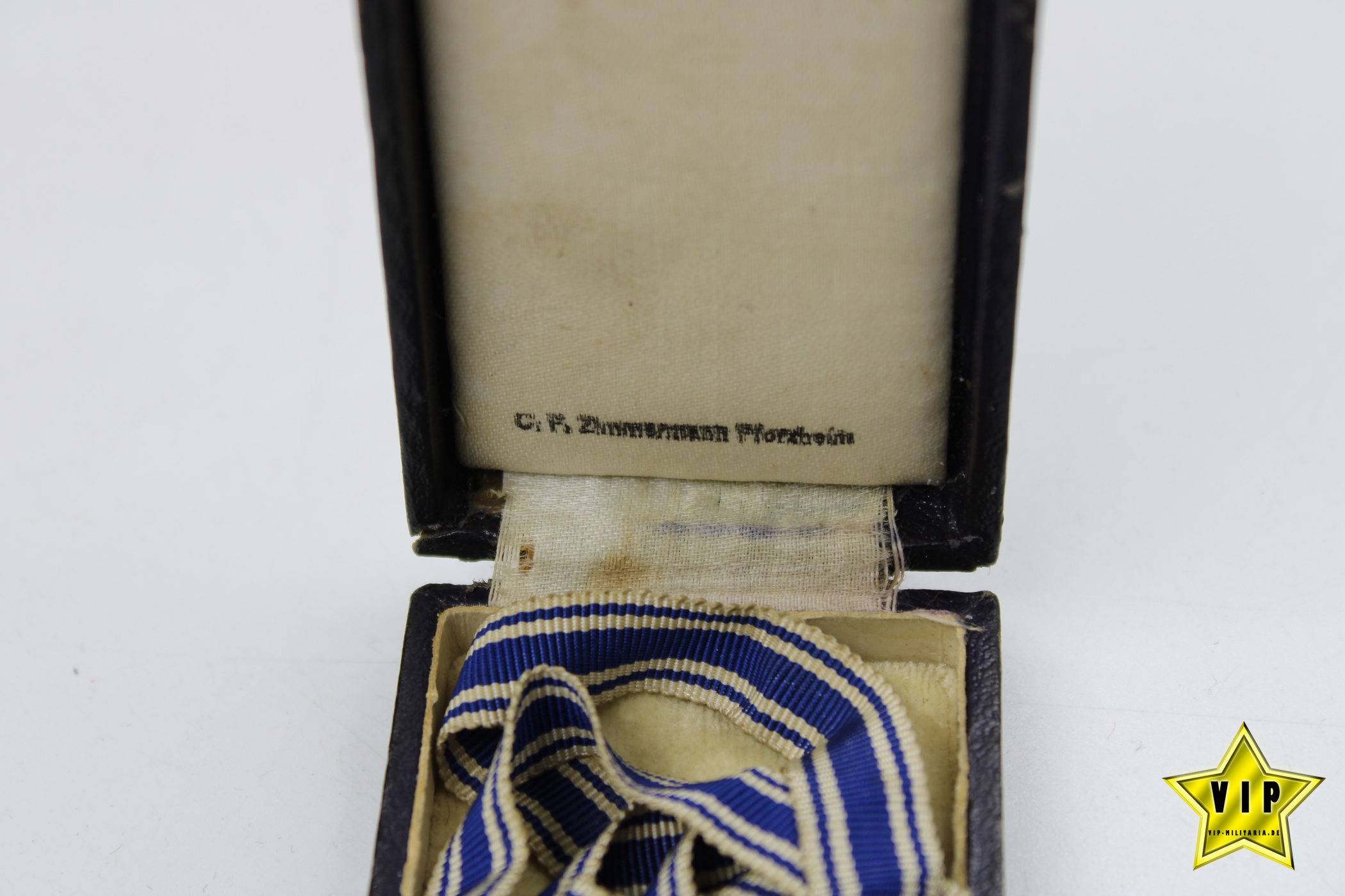 Mutterkreuz Gold im Verleihungsetui 