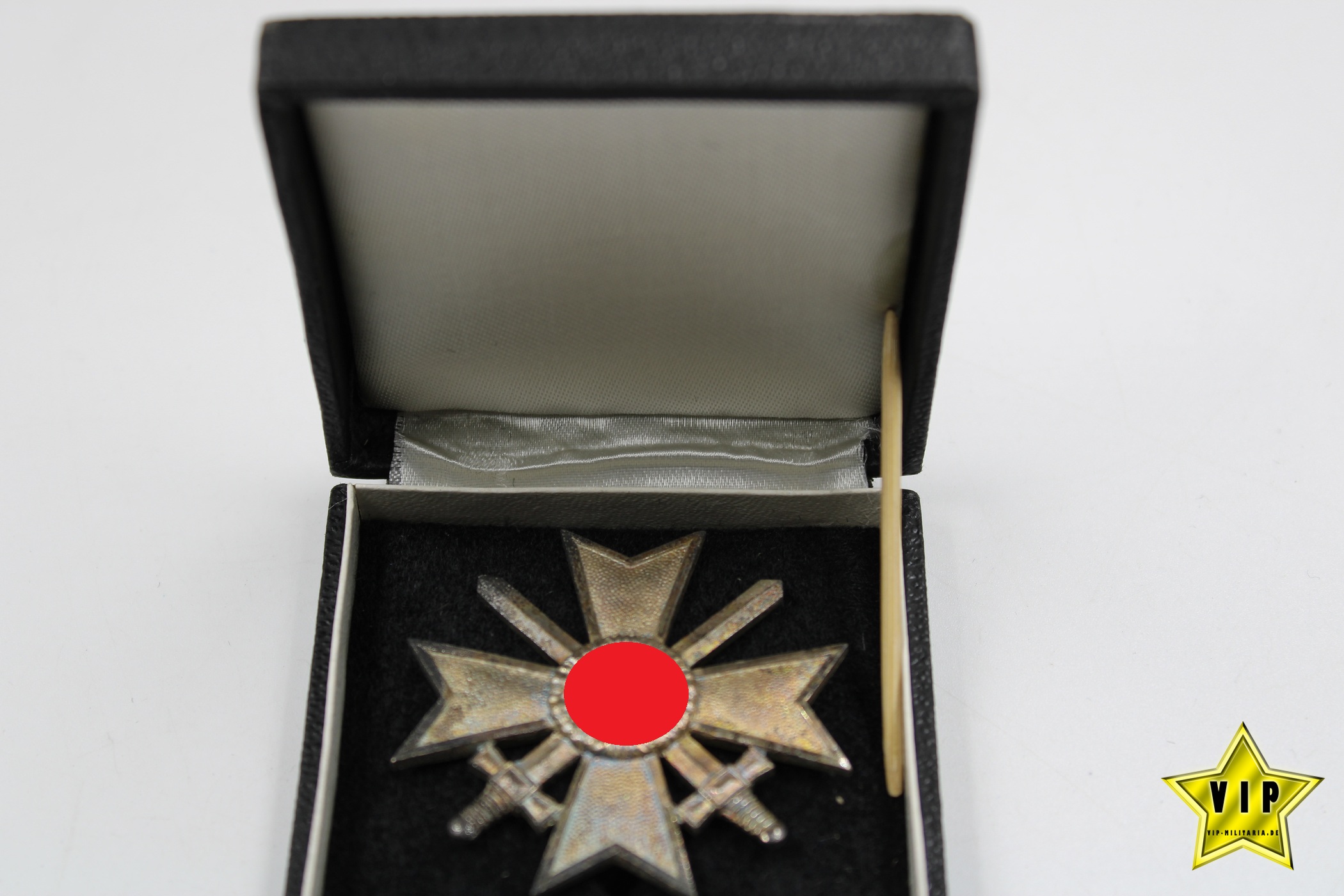 Kriegsverdienstkreuz 1. Klasse 1939 Hersteller 1 Deschler & Sohn, München im Etui 