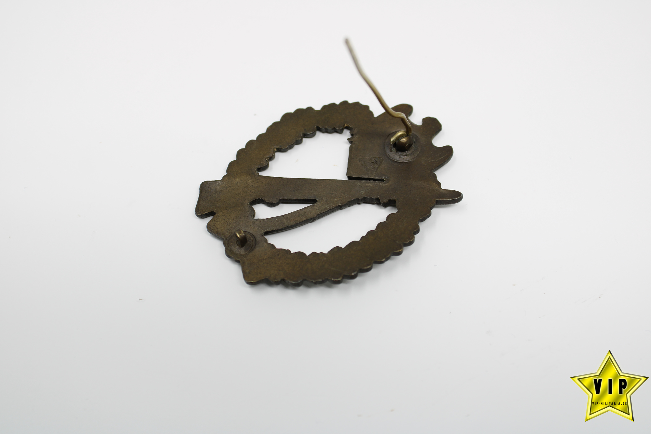 Infanterie Sturmabzeichen in Bronze Hersteller AS