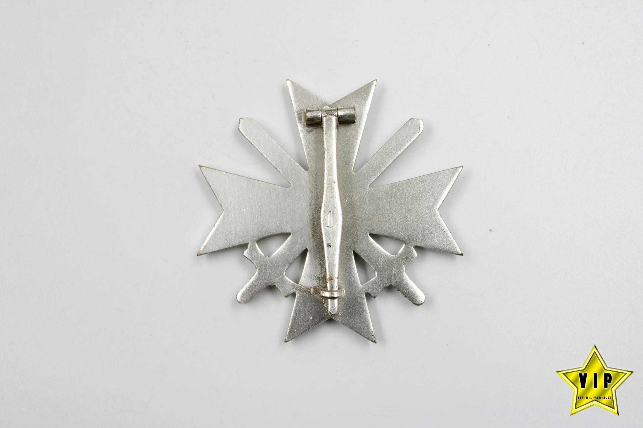 Kriegsverdienstkreuz 1. Klasse 1939 Hersteller 1 Deschler & Sohn, München im Etui 