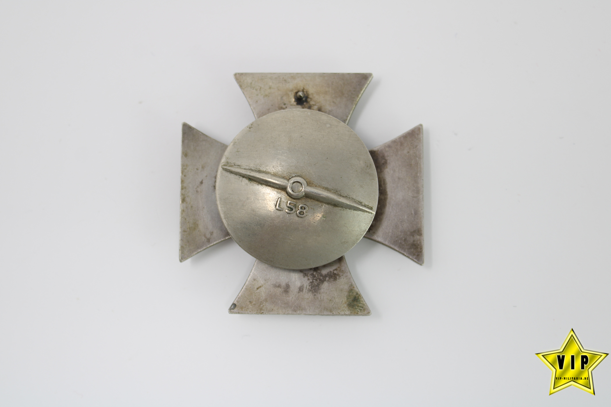 Eisernes Kreuz 1. Klasse an Schraubscheibe Hersteller L/58
