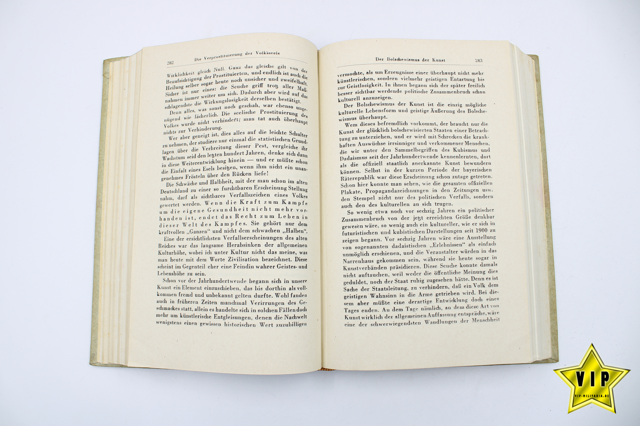 Mein Kampf 1943 mit blanko Widmungsseite in Lateinschrift