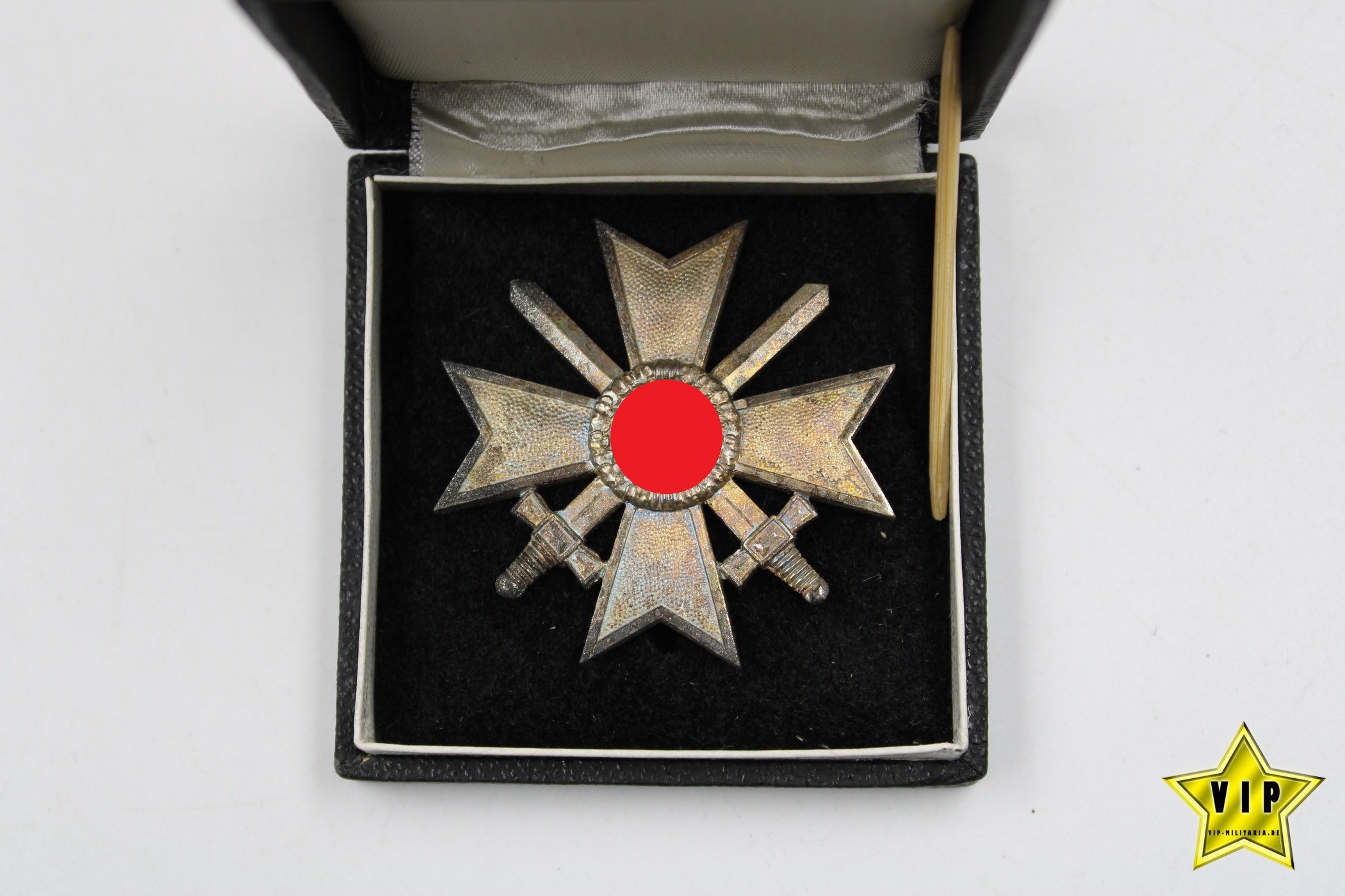 Kriegsverdienstkreuz 1. Klasse 1939 Hersteller 1 Deschler & Sohn, München im Etui 