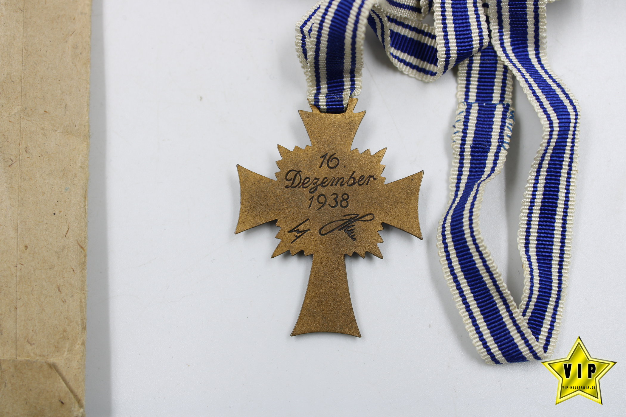 Mutterkreuz Bronze in Verleihungstüte 