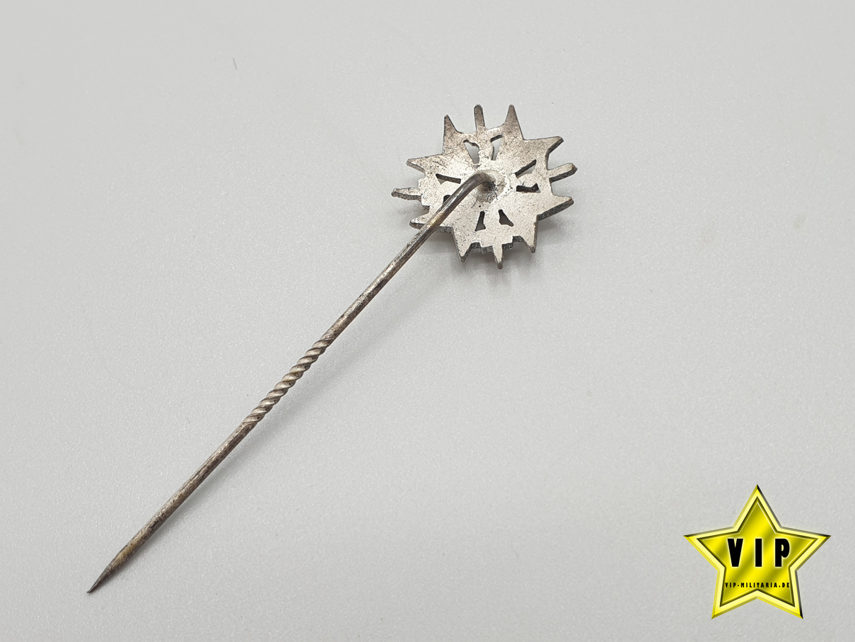 Spanienkreuz mit Schwertern in Silber