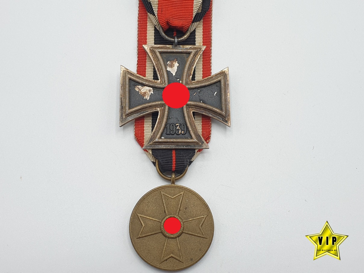 Eisernes Kreuz 2. Klasse + Kriegsverdienst Medaille 1939