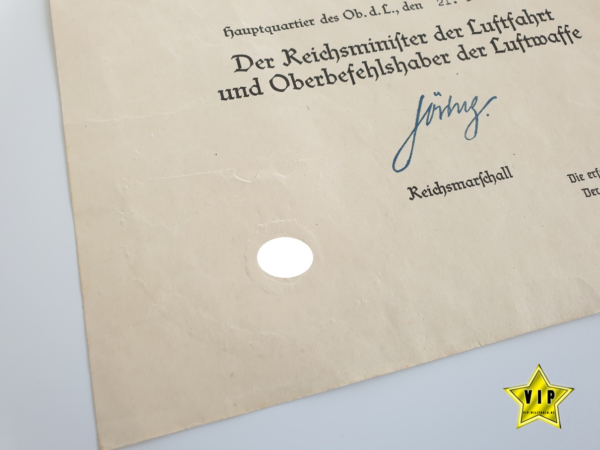Urkunde Ehrenpokal für besondere Leistung im Luftkrieg " Aufklärungsflieger "