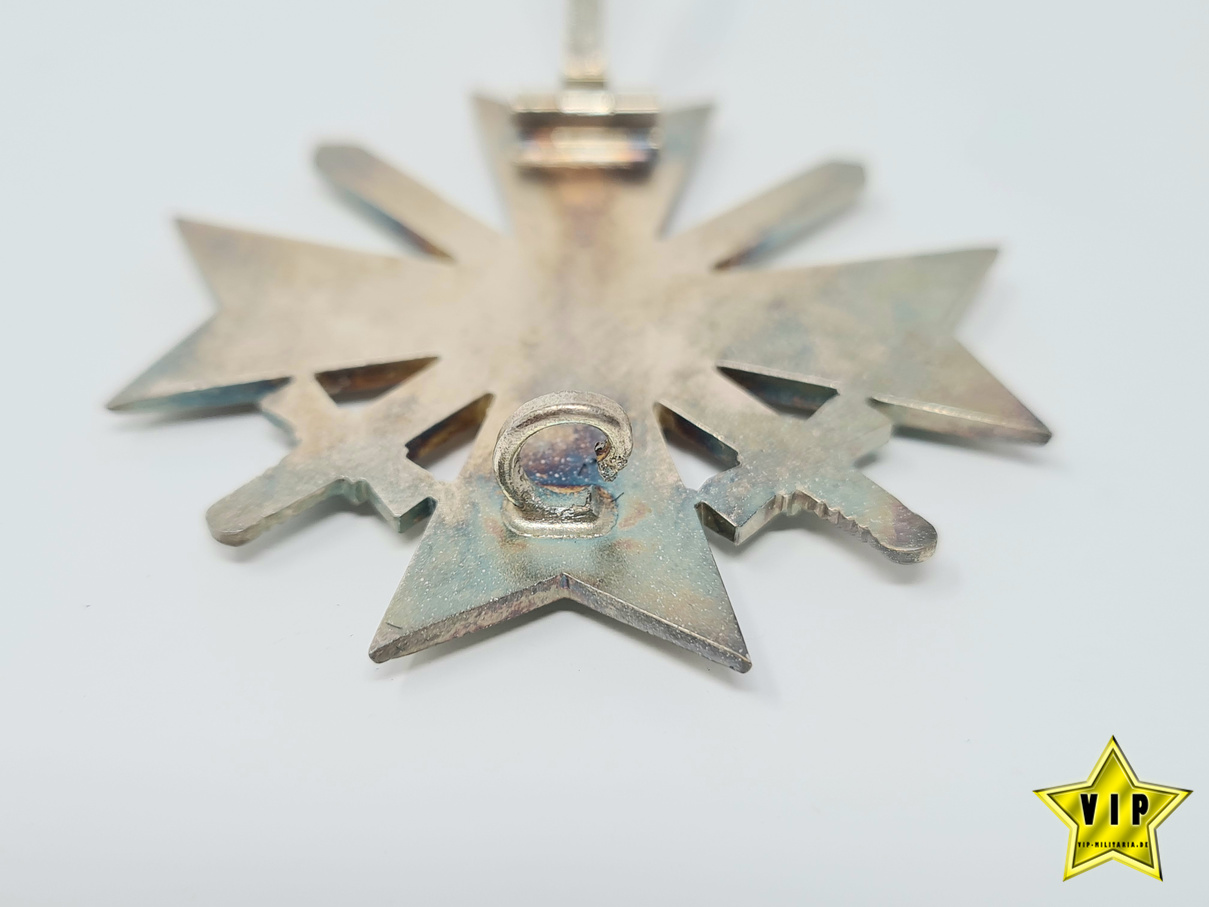 Kriegsverdienstkreuz 1. Klasse Hersteller " Deschler & Sohn, München " im Etui Kriegsverdienstkreuz 1. Klasse Hersteller " Deschler & Sohn, München " im Etui