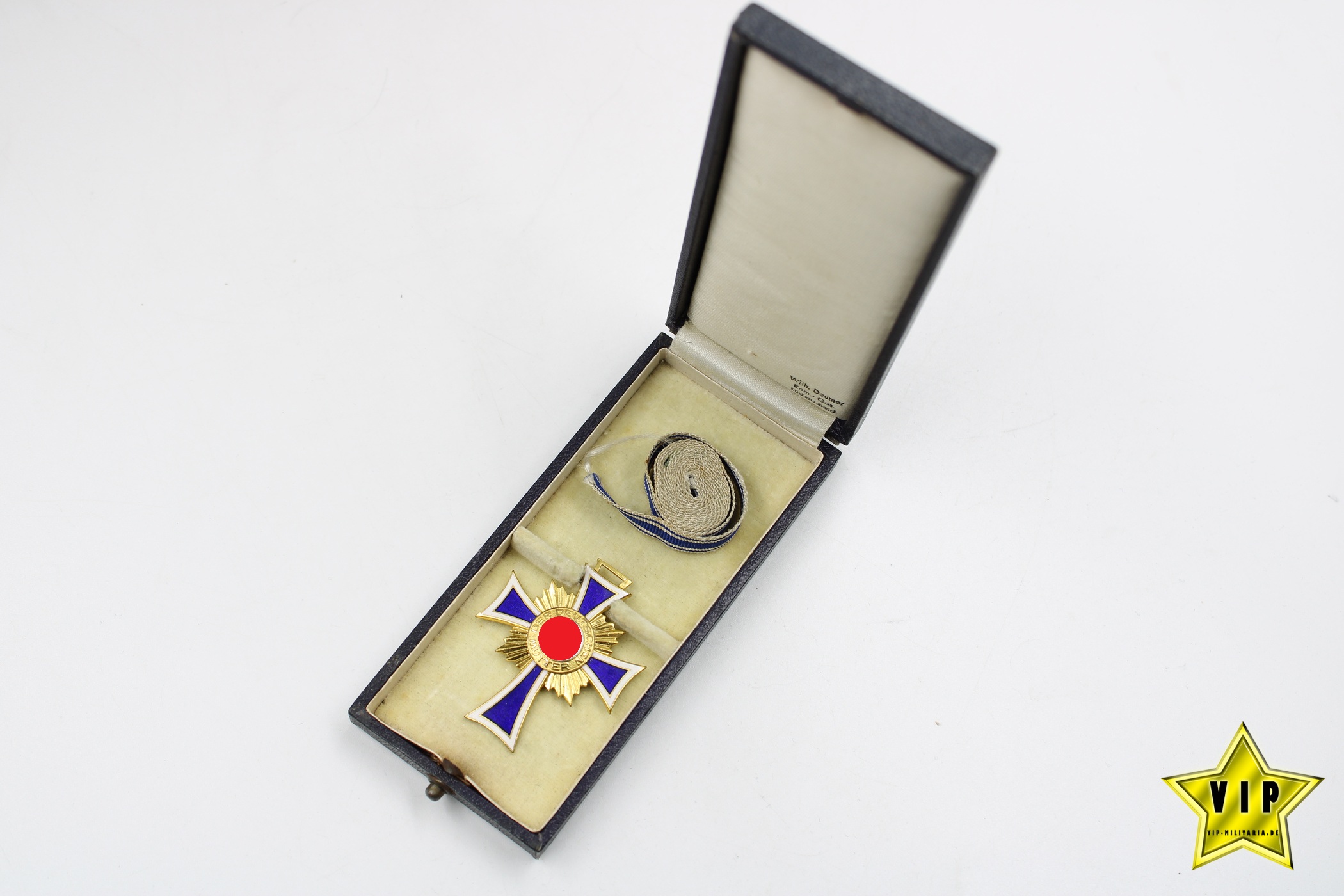 Mutterkreuz Gold im Verleihungsetui 