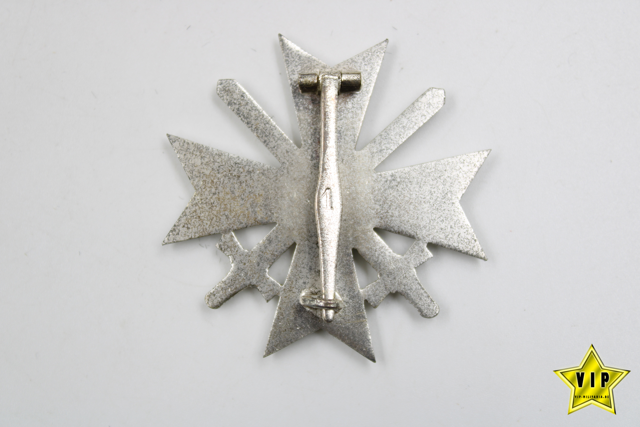Kriegsverdienstkreuz 1. Klasse 1939 Hersteller 1 Deschler & Sohn, München im Etui 