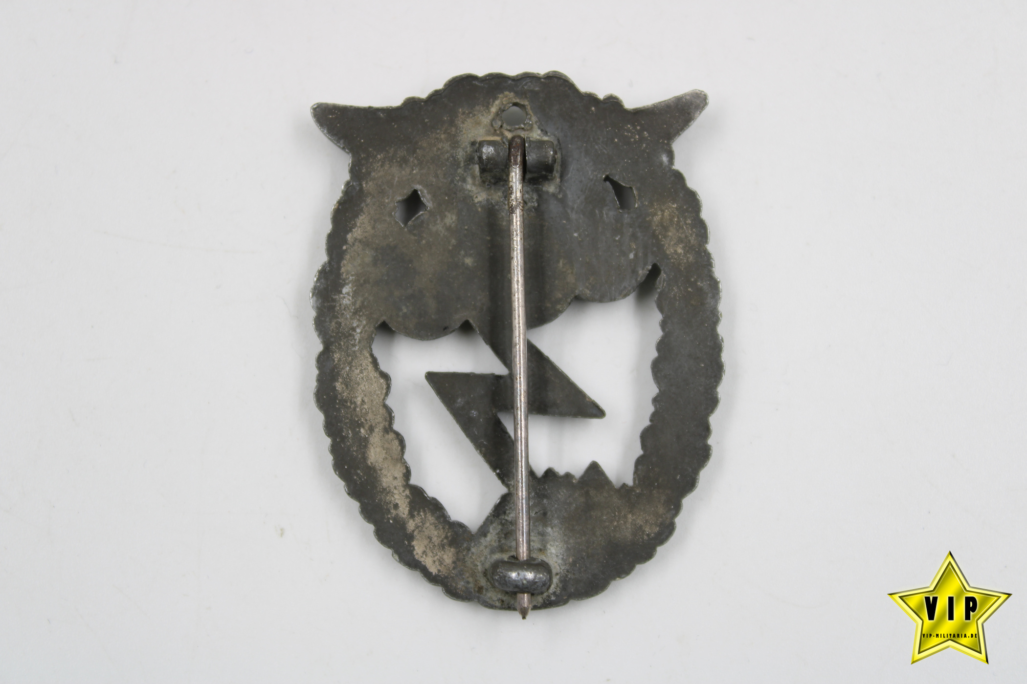LUFTWAFFE ERDKAMPFABZEICHEN HERSTELLER WALLPACH